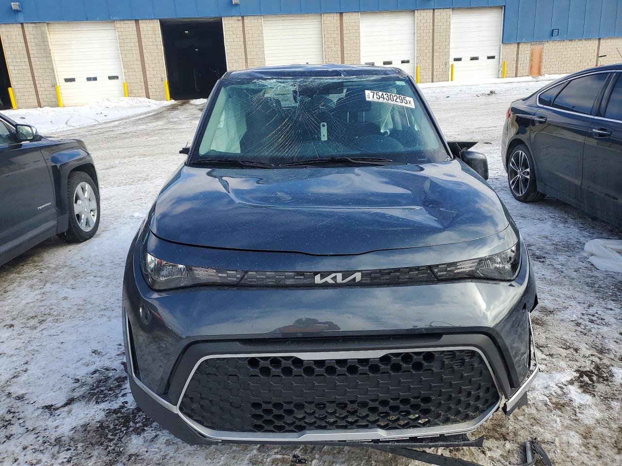 2025 KIA SOUL LX photo 5