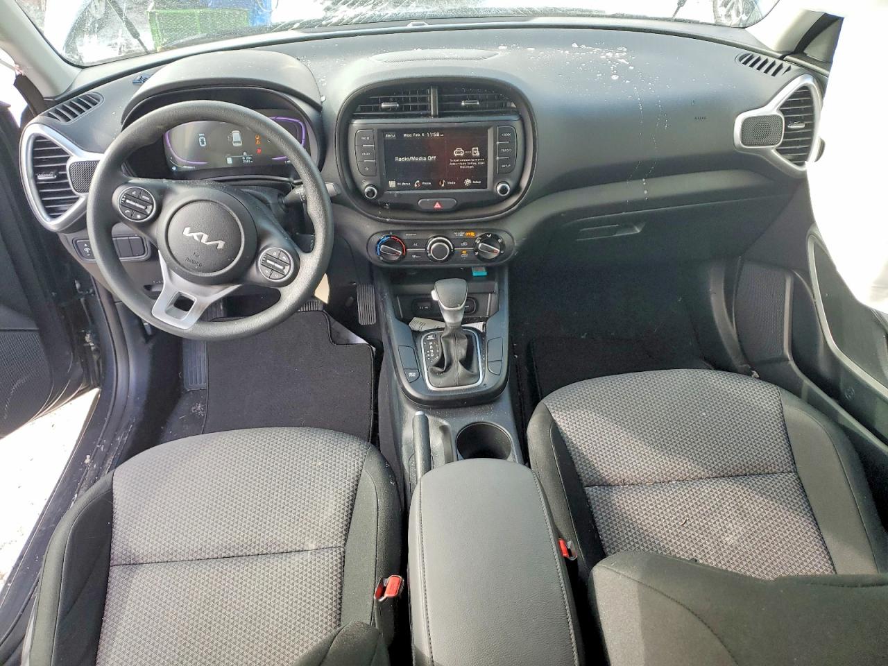 2025 KIA SOUL LX photo 8