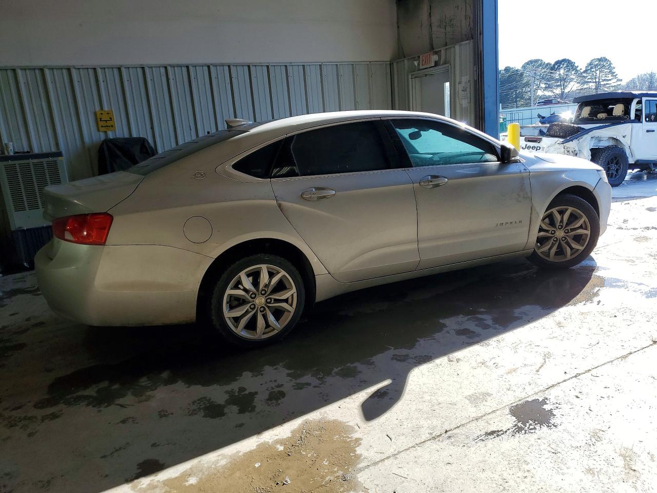 2018 CHEVROLET IMPALA LT photo 3