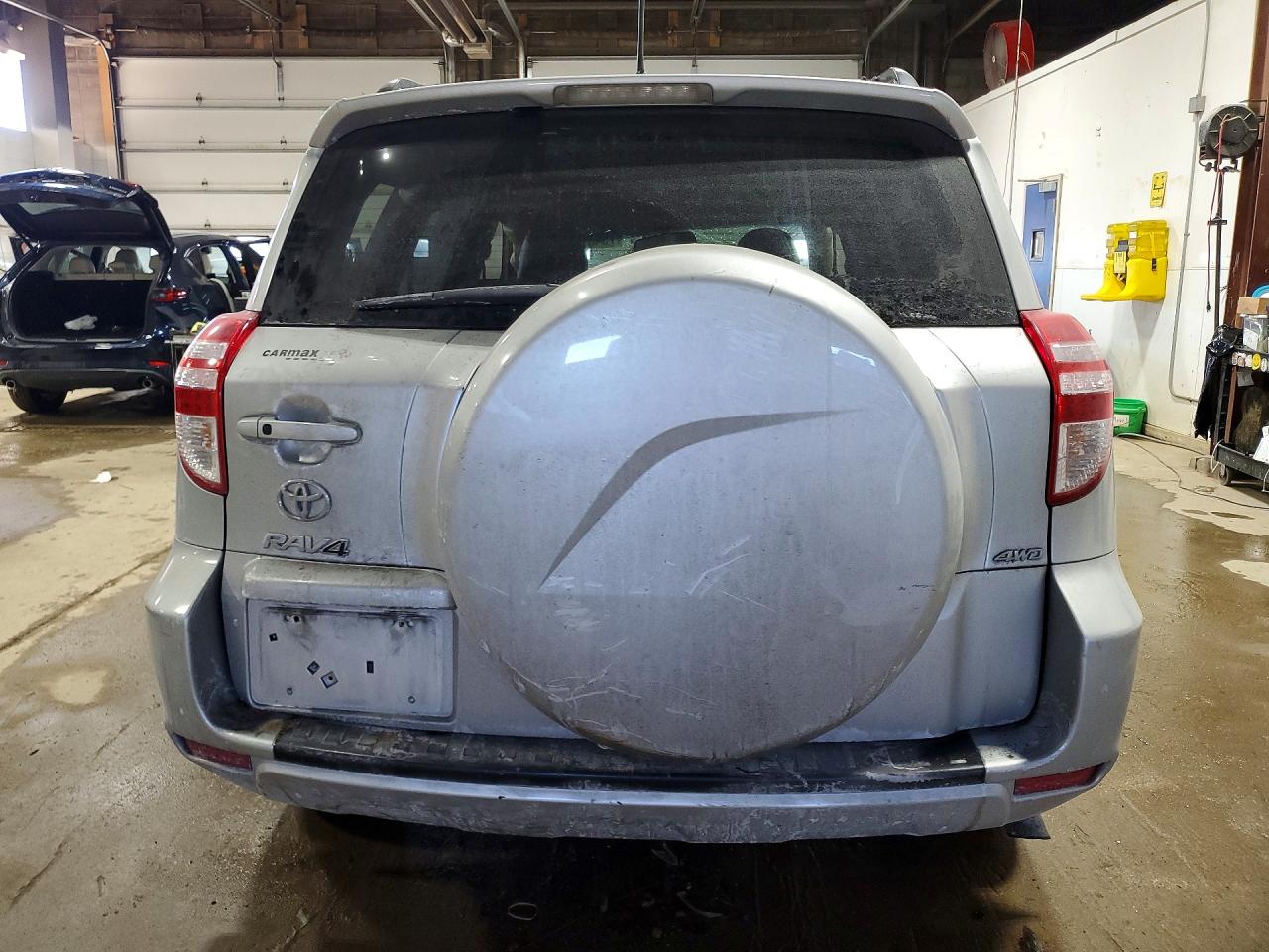 2011 TOYOTA RAV4 LIMITED photo 6