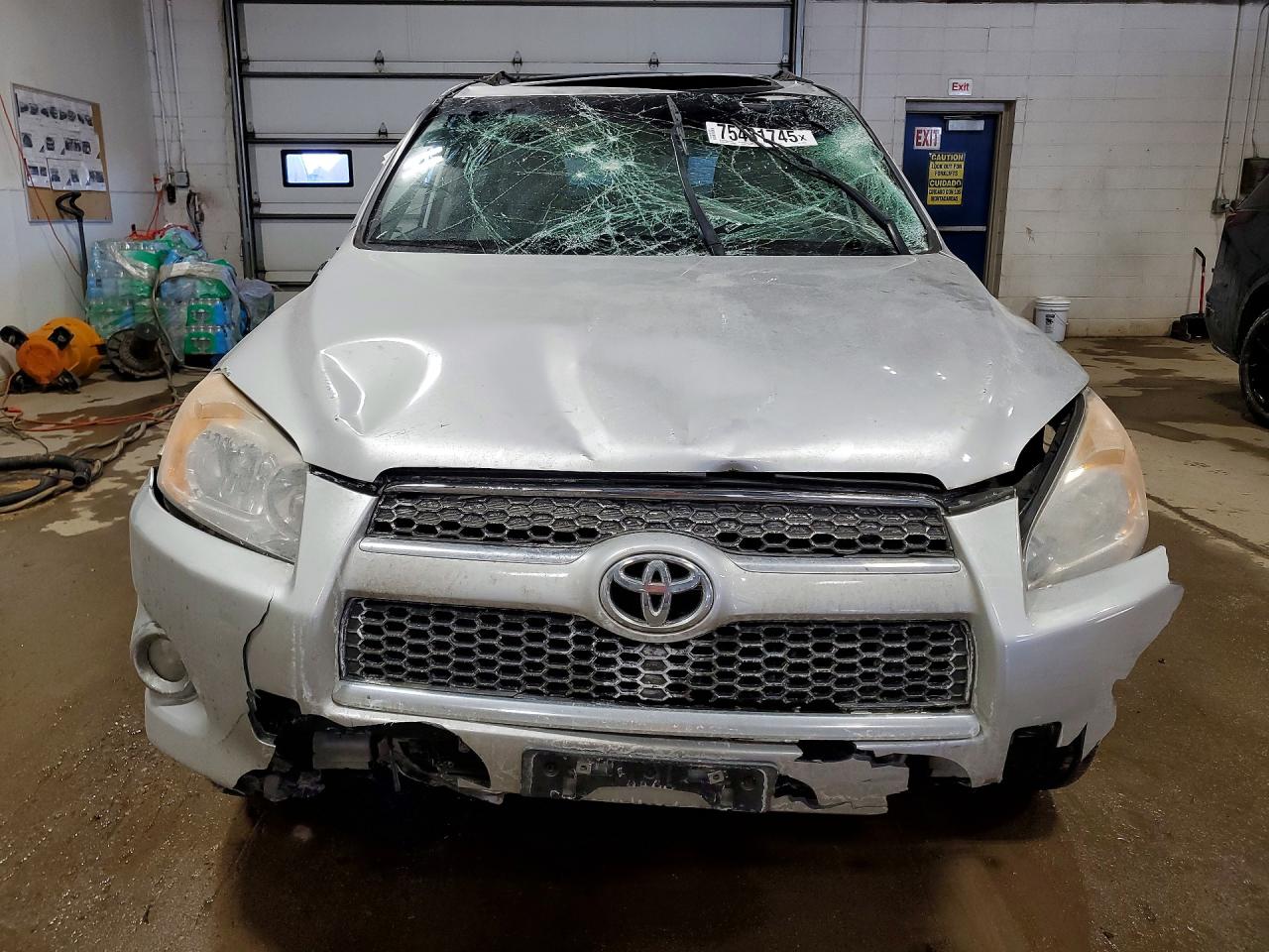 2011 TOYOTA RAV4 LIMITED photo 5