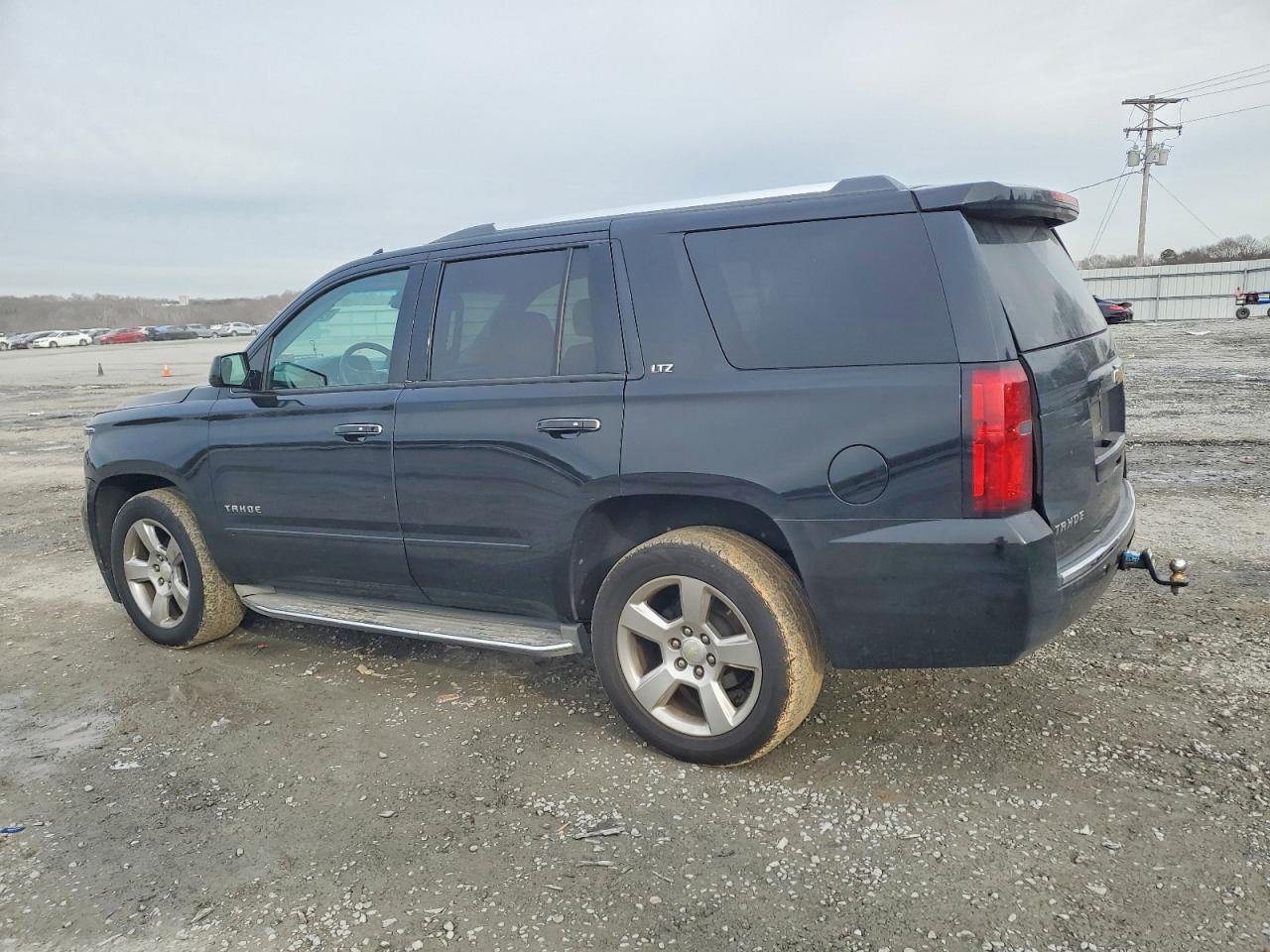 2015 CHEVROLET TAHOE K1500 LTZ photo 2