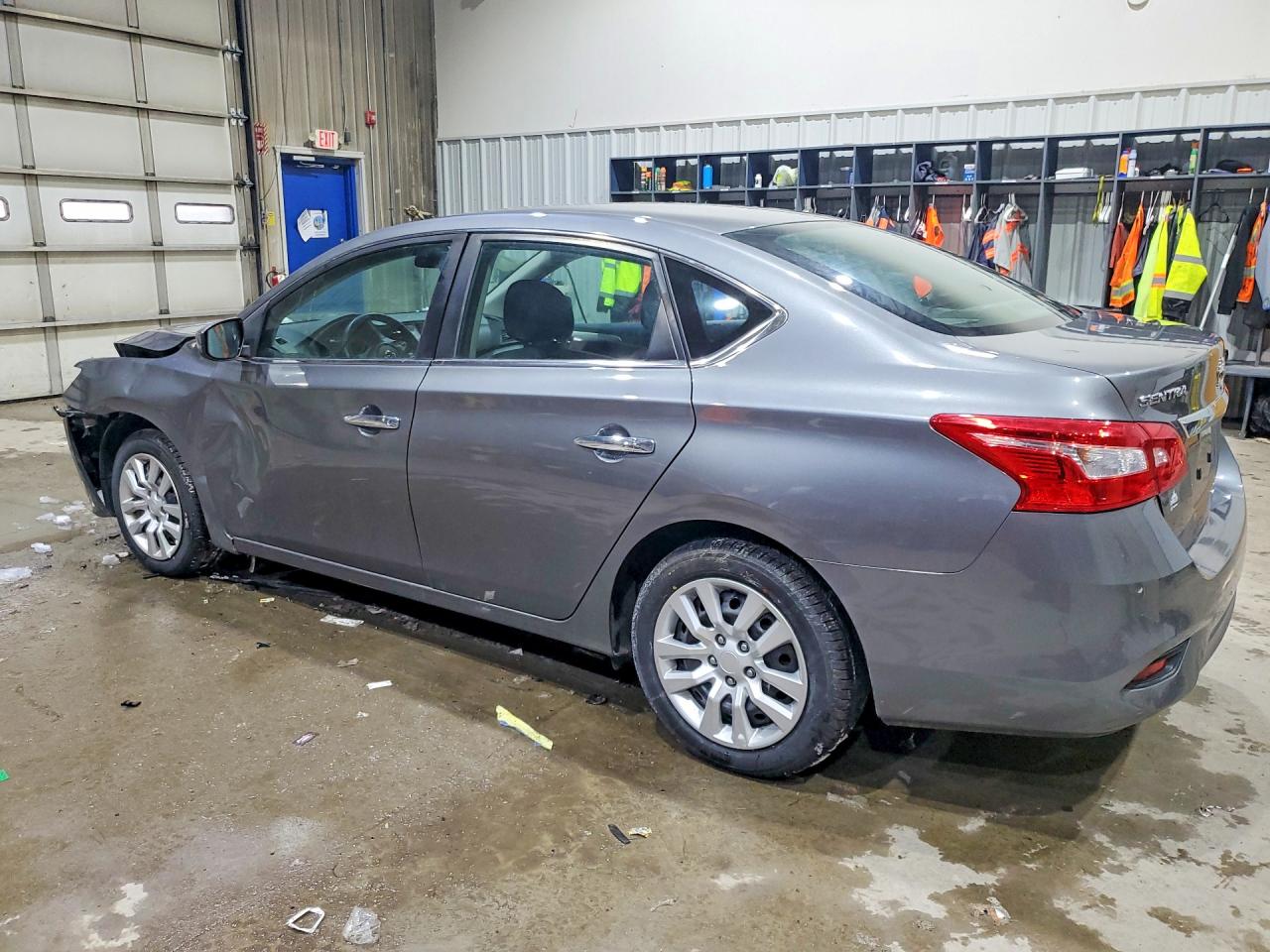 2019 NISSAN SENTRA S photo 2