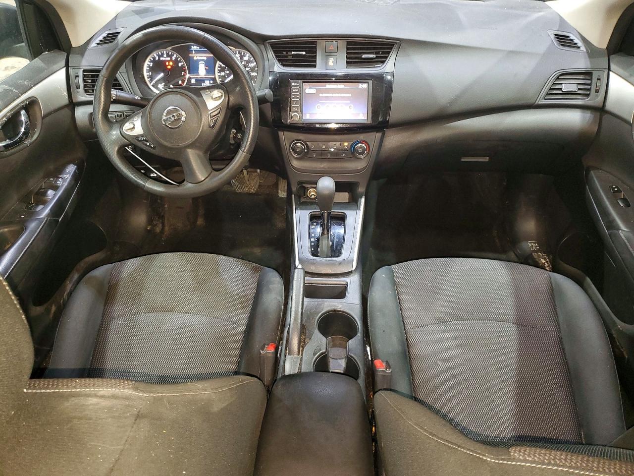 2019 NISSAN SENTRA S photo 8