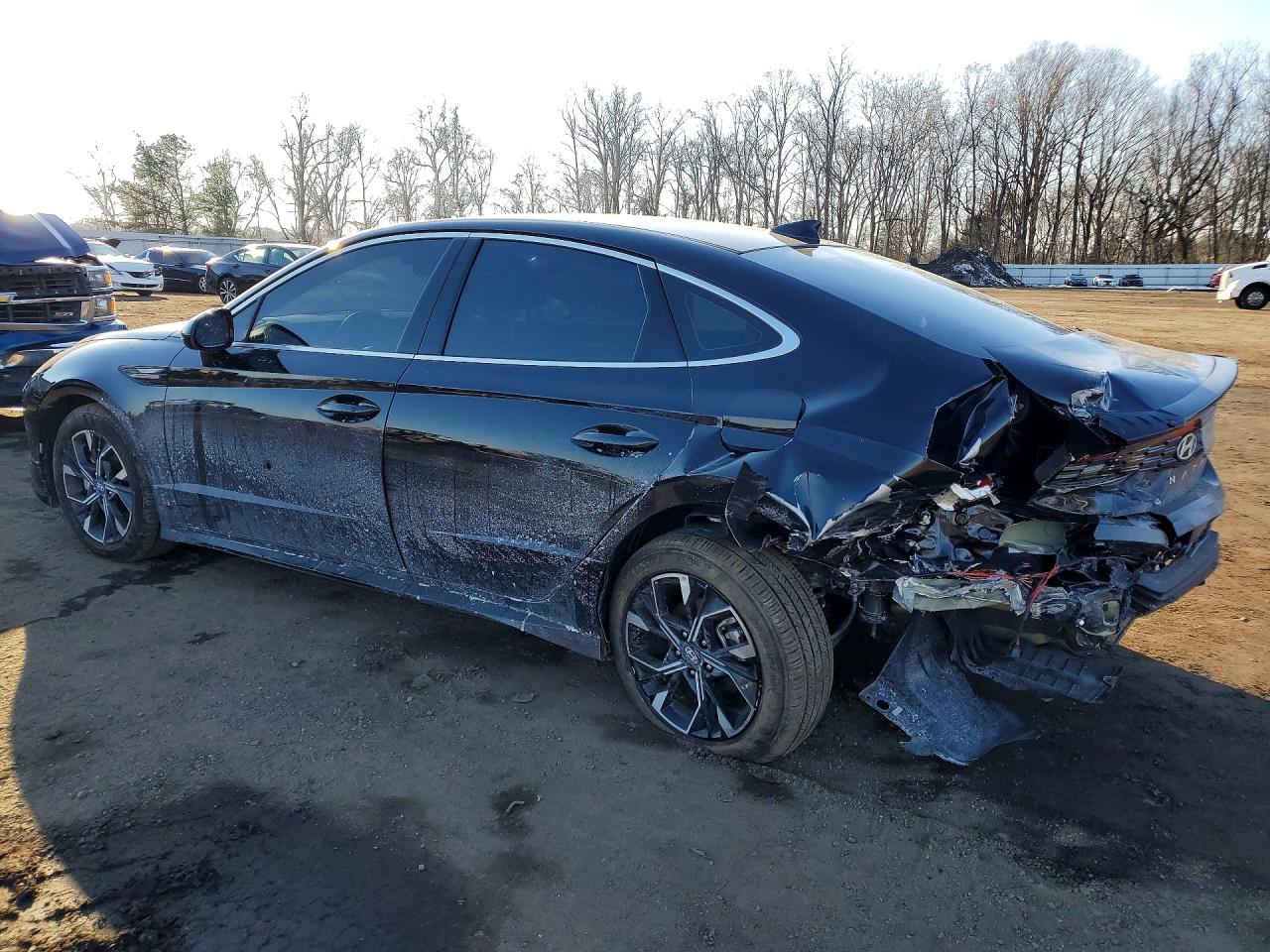 2025 HYUNDAI SONATA SEL photo 4
