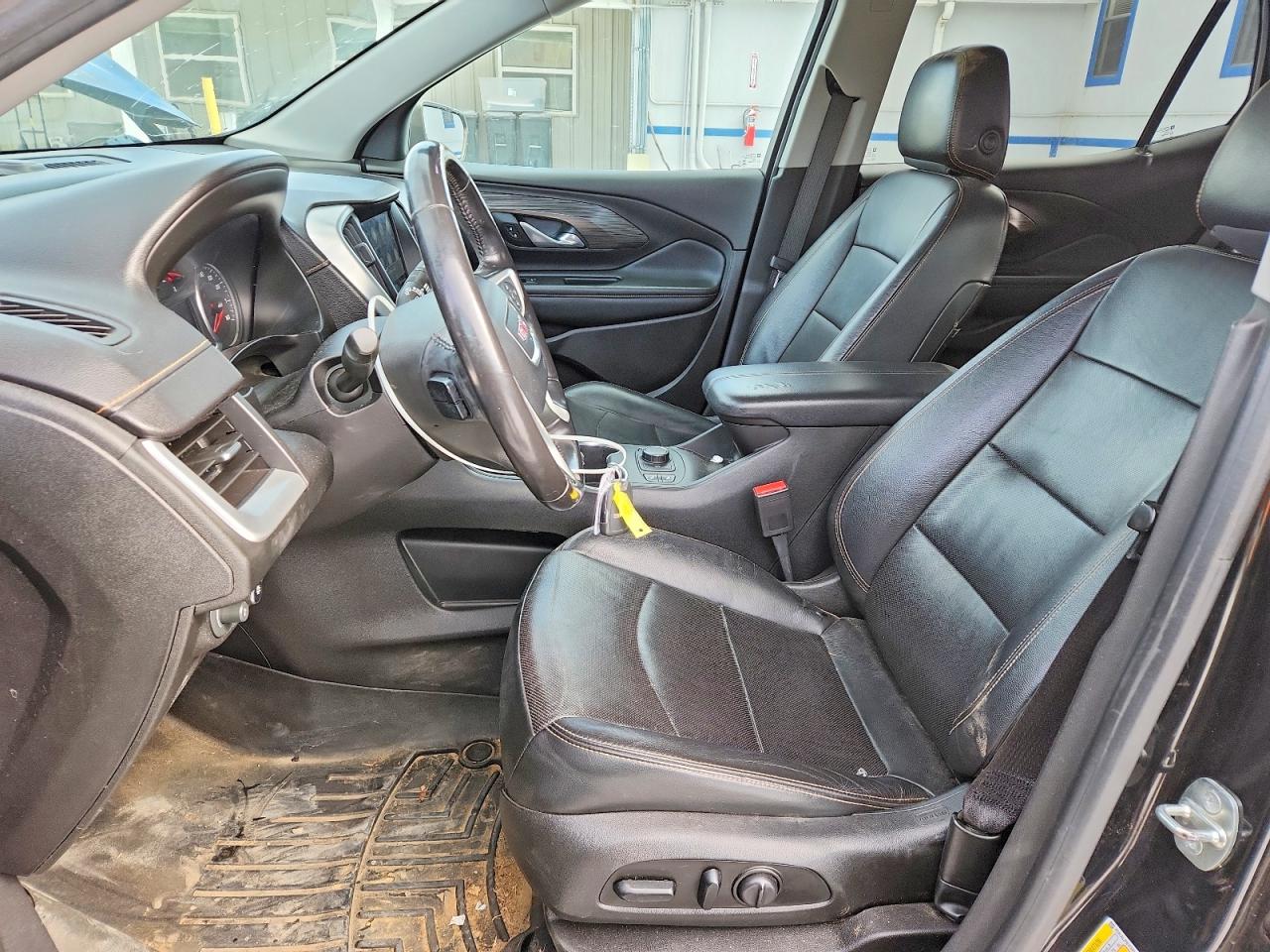 2019 GMC TERRAIN SLT photo 7