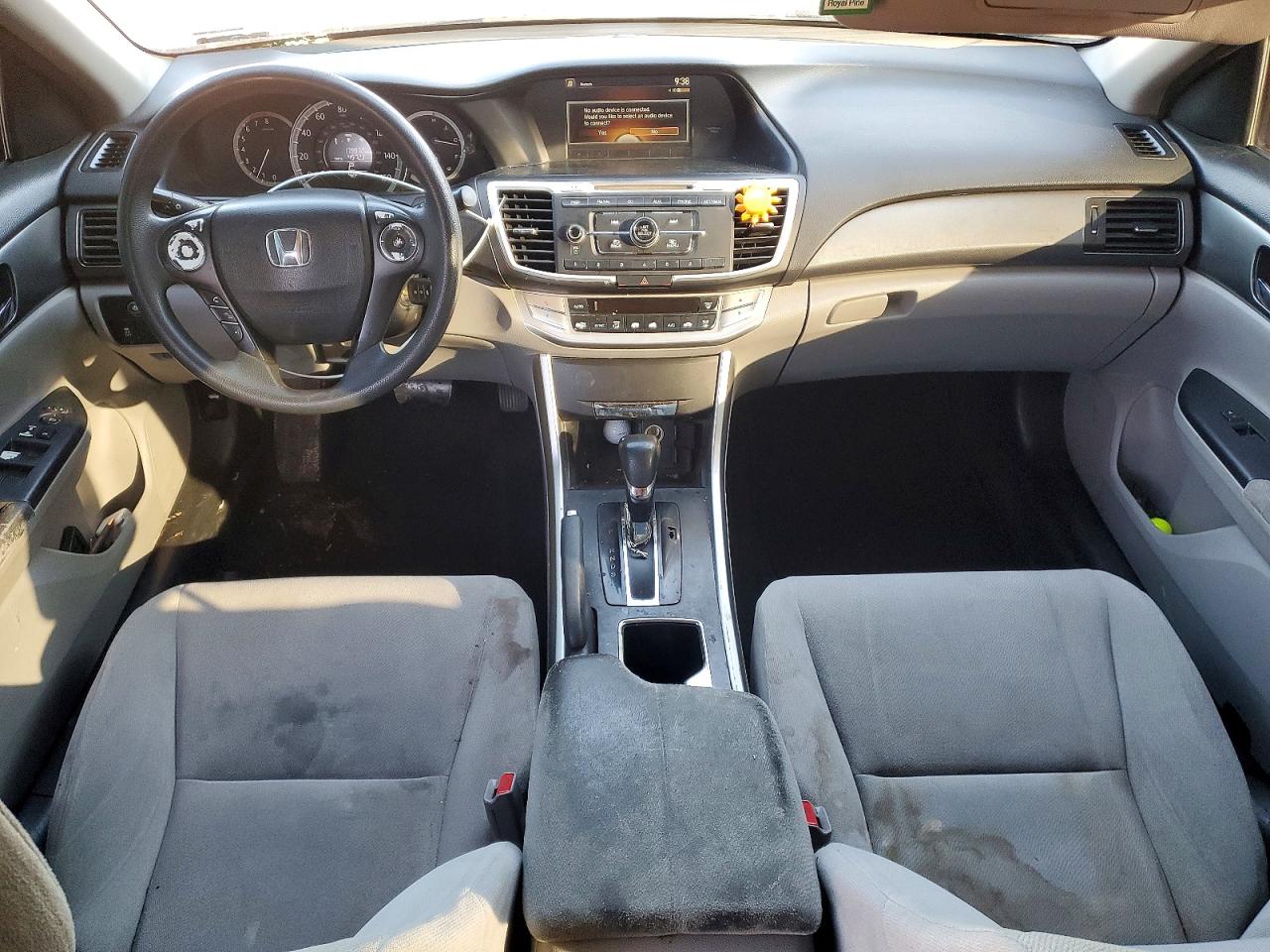 2013 HONDA ACCORD LX photo 8