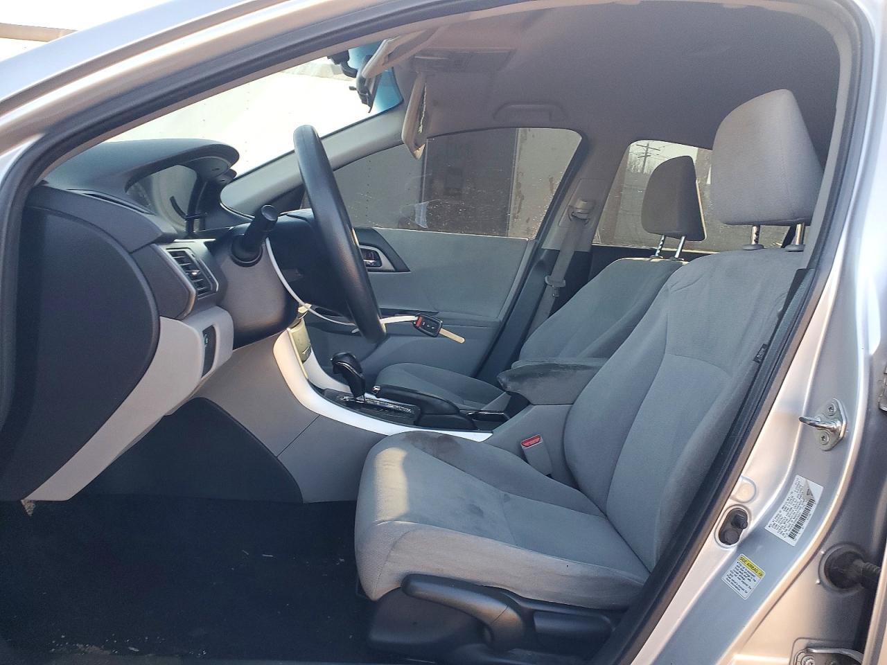 2013 HONDA ACCORD LX photo 7