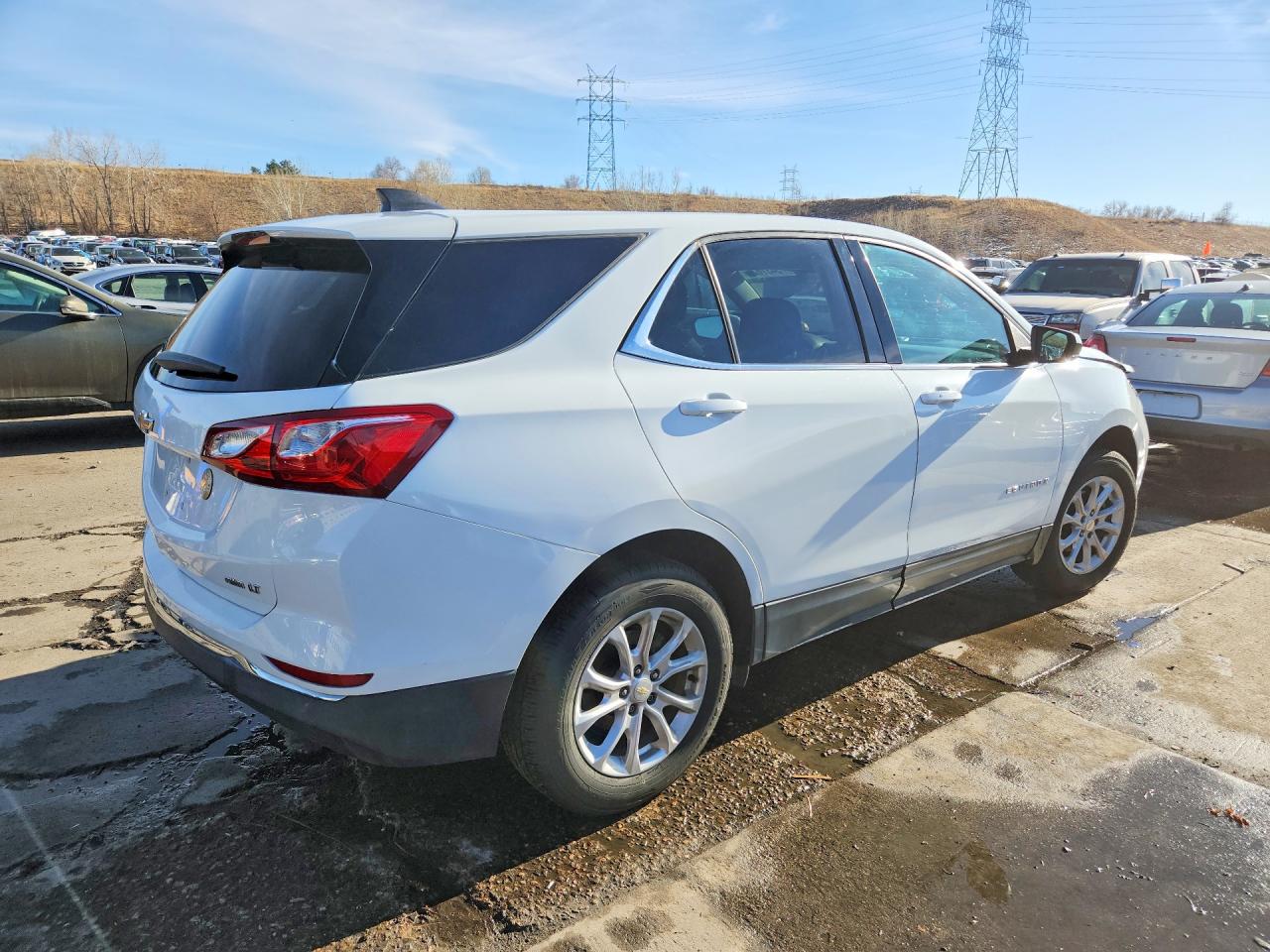2020 CHEVROLET EQUINOX LT photo 3