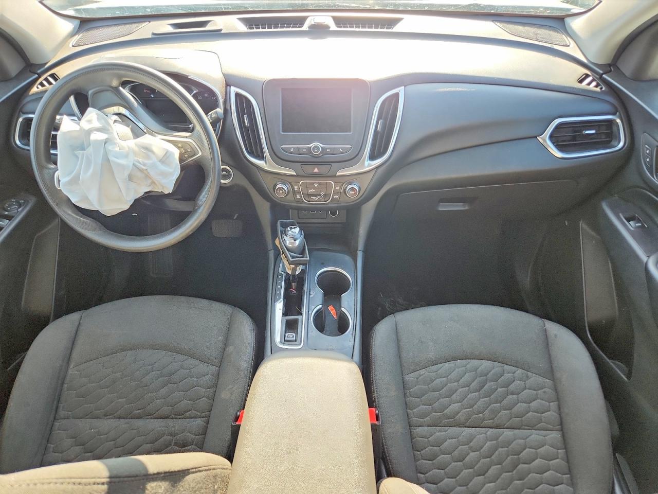 2020 CHEVROLET EQUINOX LT photo 8
