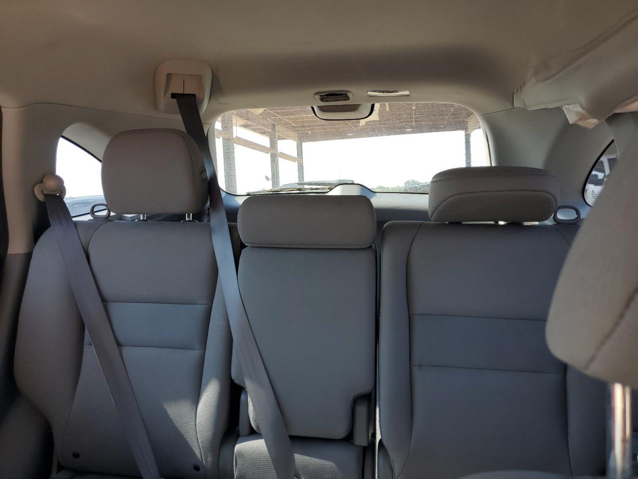 2011 HONDA CR-V LX photo 28