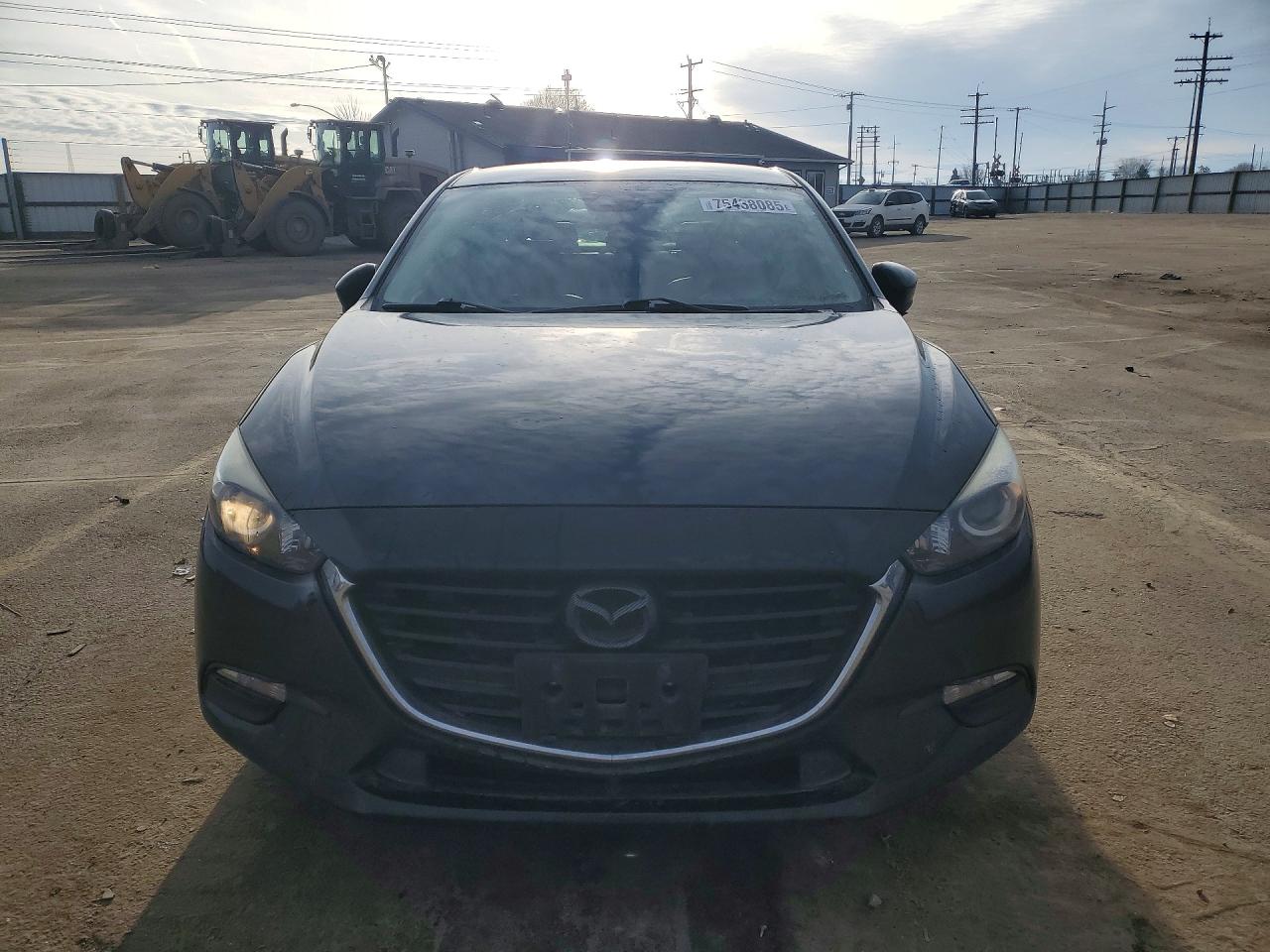 2017 MAZDA 3 photo 5