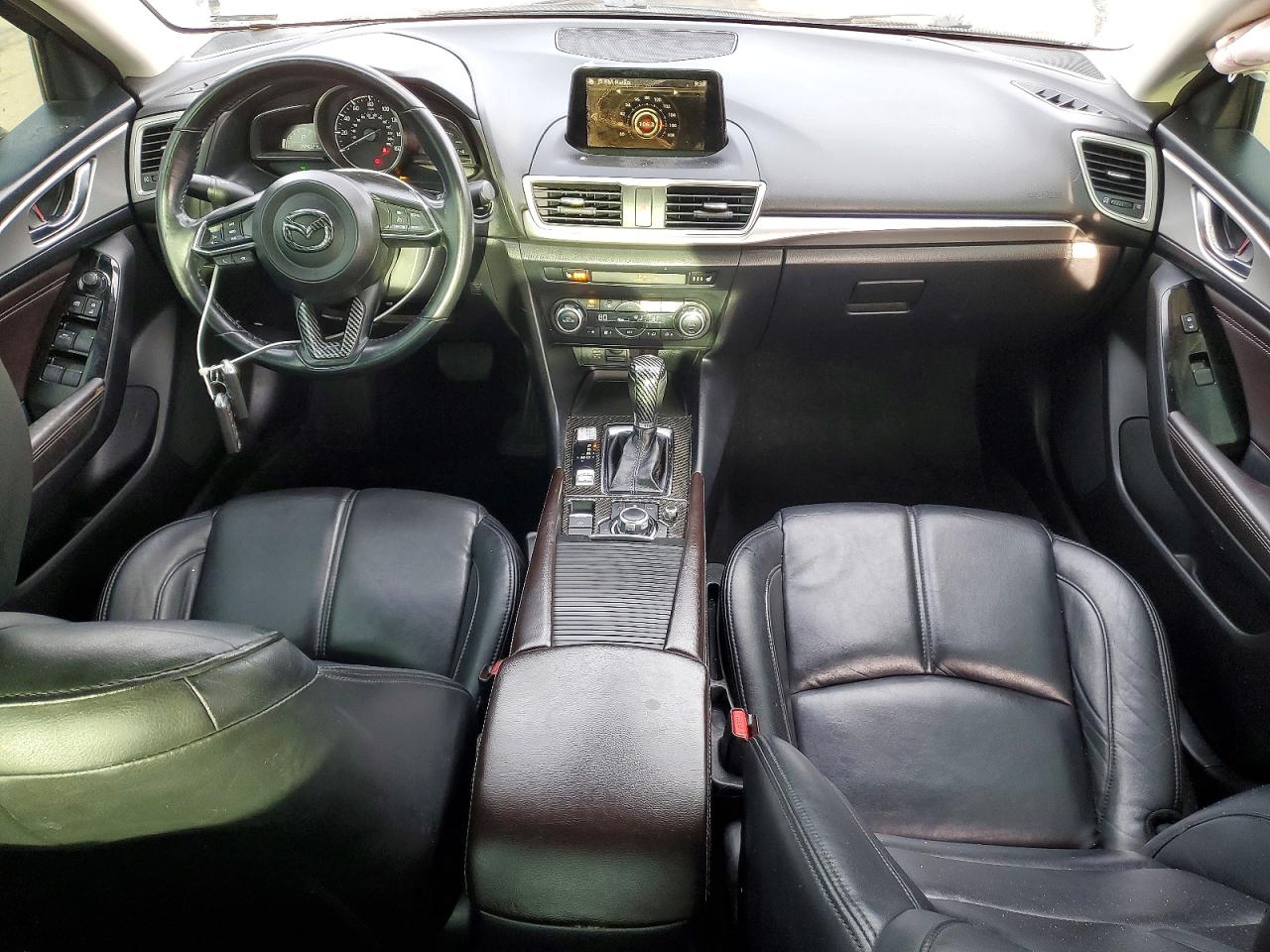 2017 MAZDA 3 photo 8