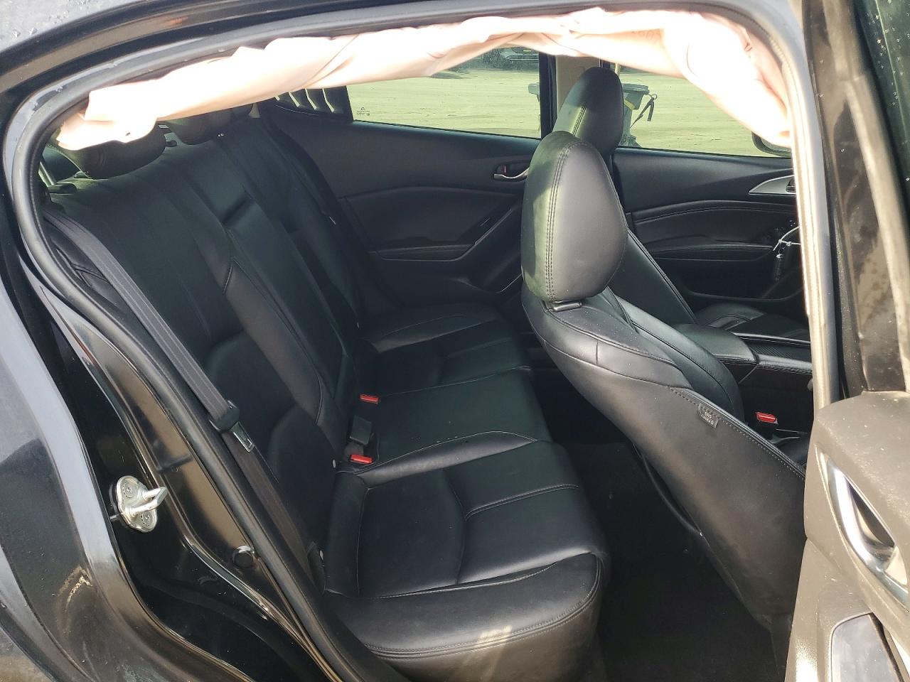 2017 MAZDA 3 photo 10
