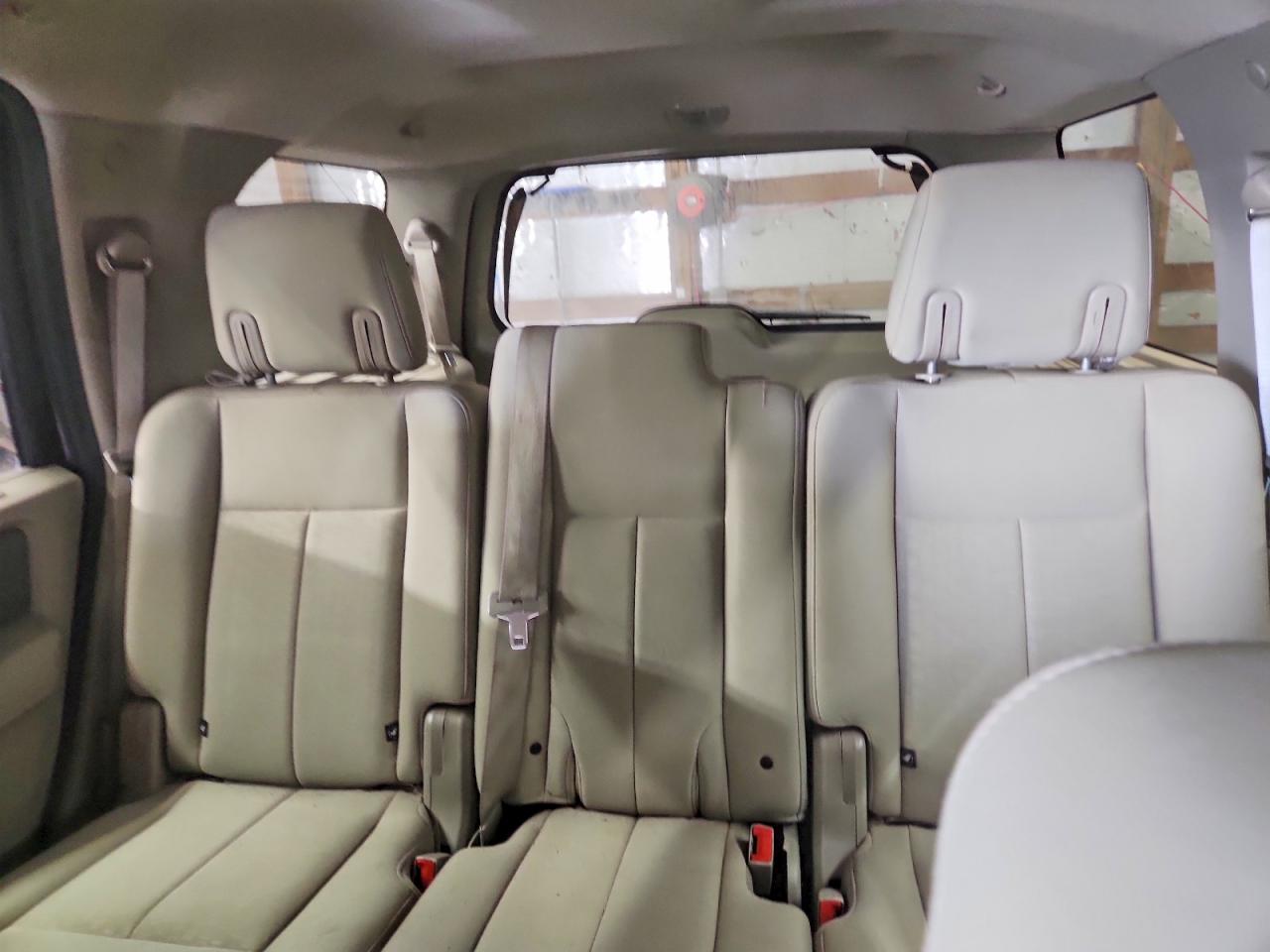 2011 FORD EXPEDITION XLT photo 19