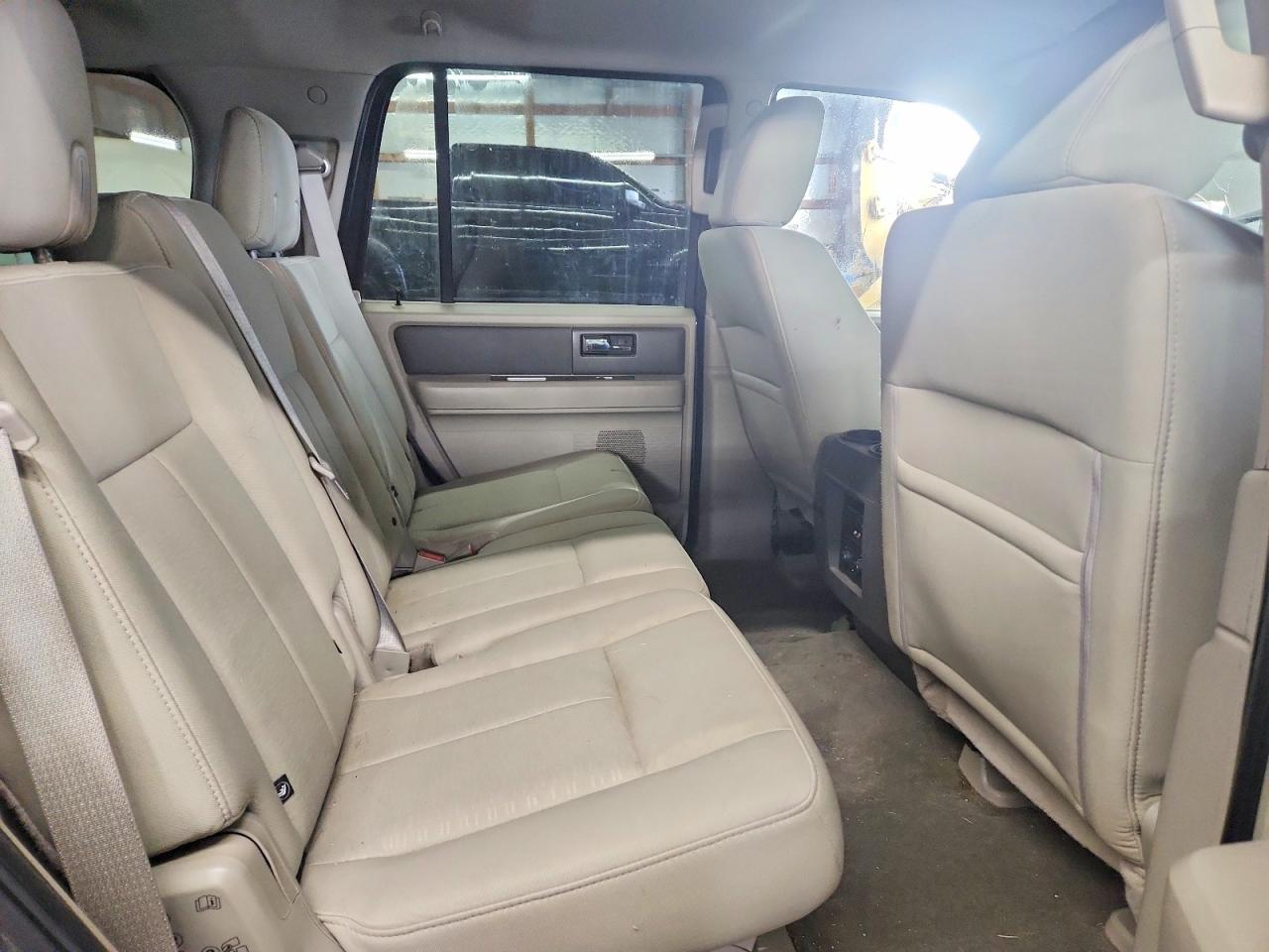 2011 FORD EXPEDITION XLT photo 21
