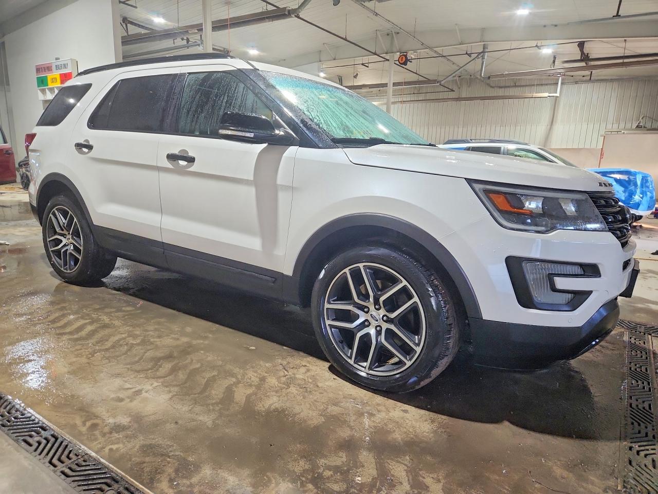 2016 FORD EXPLORER SPORT photo 4