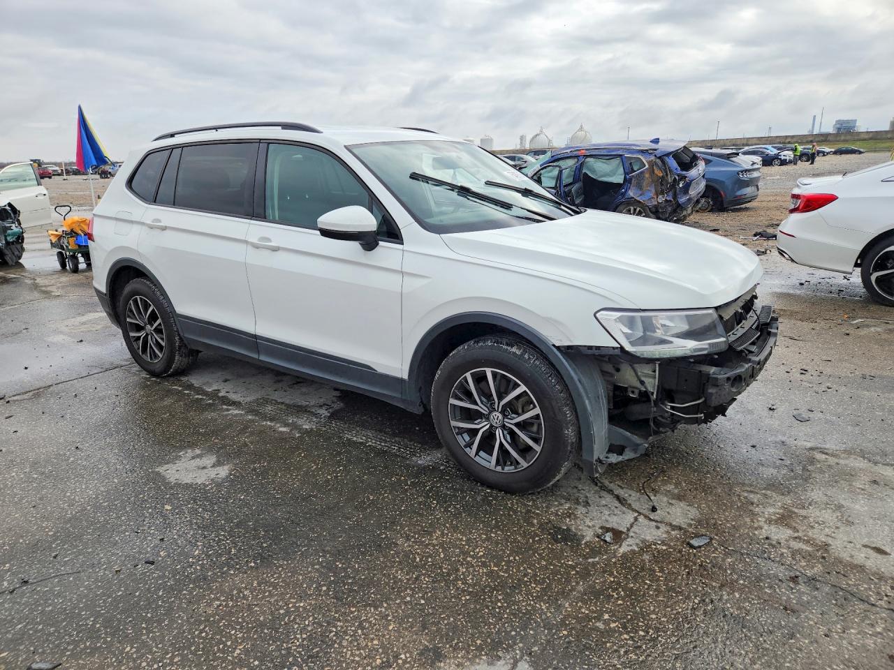 2021 VOLKSWAGEN TIGUAN S photo 7