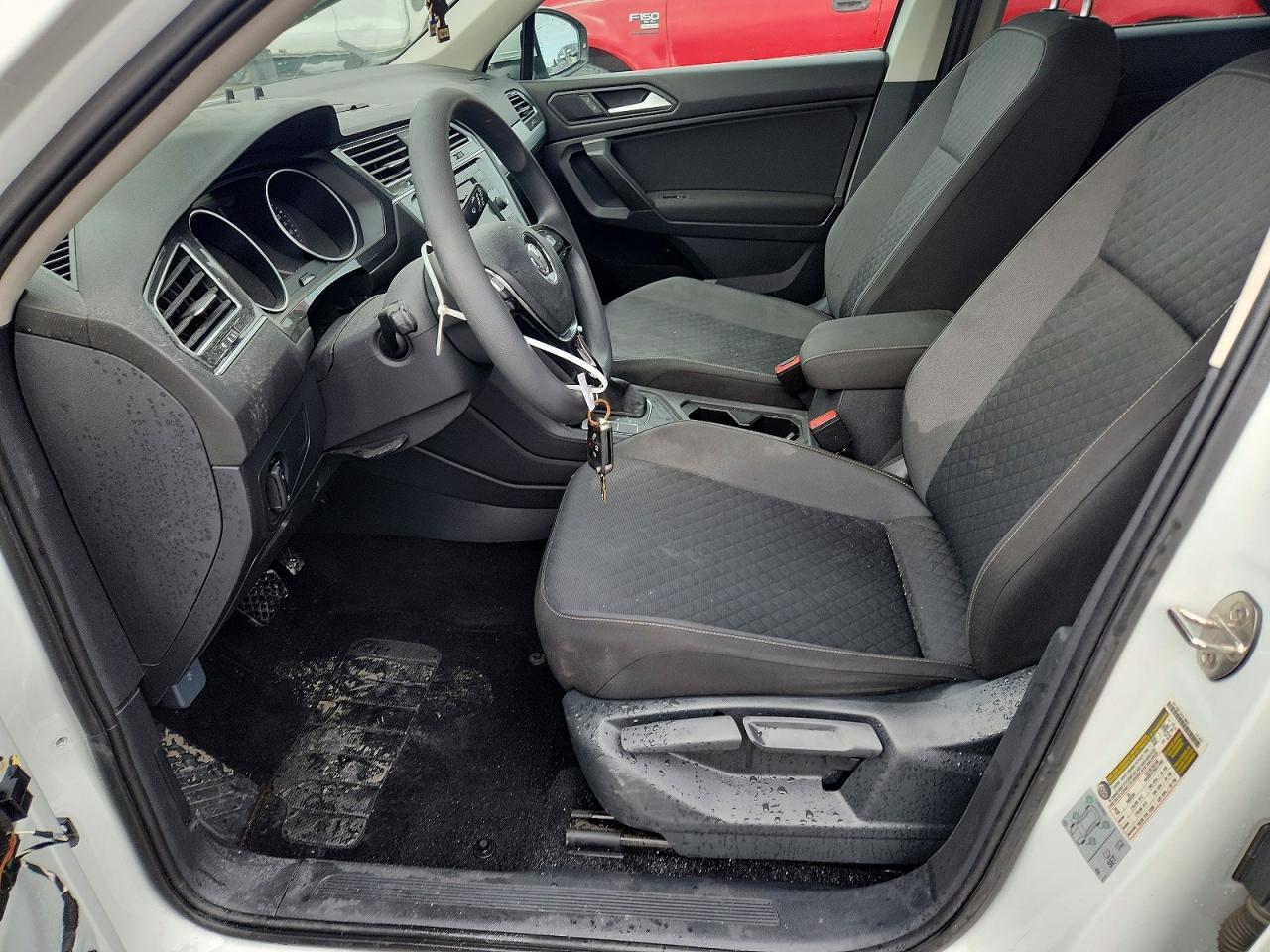 2021 VOLKSWAGEN TIGUAN S photo 13