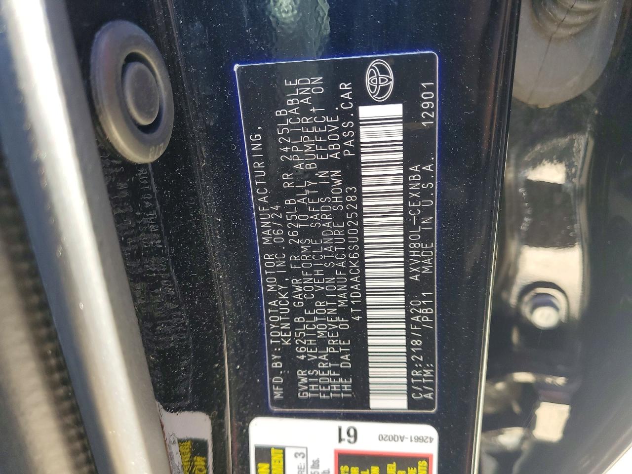 2025 TOYOTA CAMRY XSE photo 12