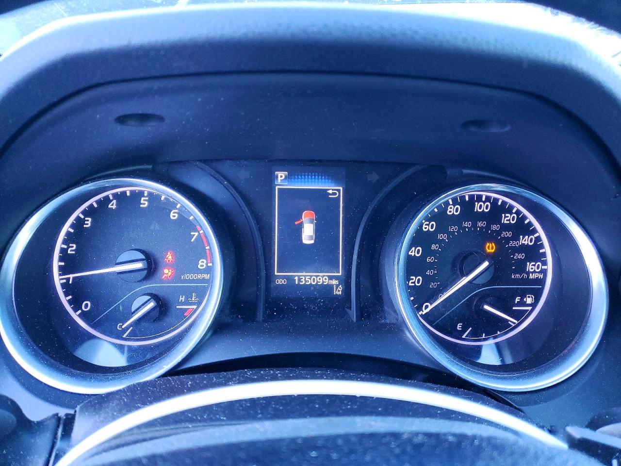 2018 TOYOTA CAMRY SE photo 9