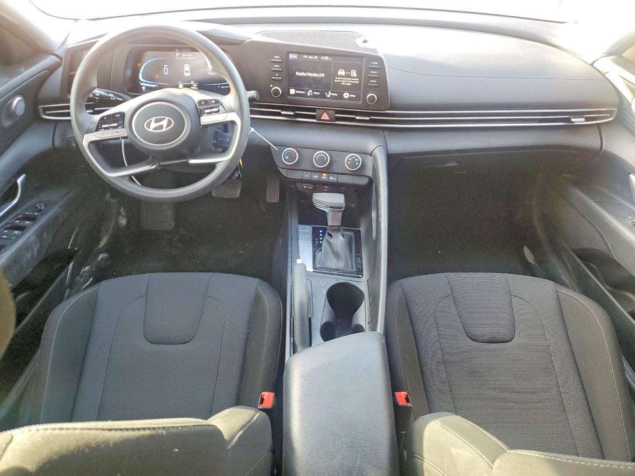 2025 HYUNDAI ELANTRA SE photo 15