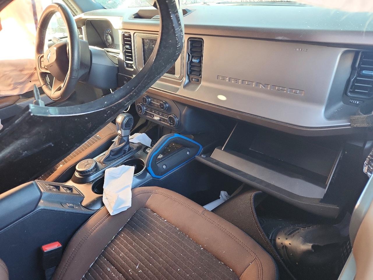 2022 FORD BRONCO BASE photo 15