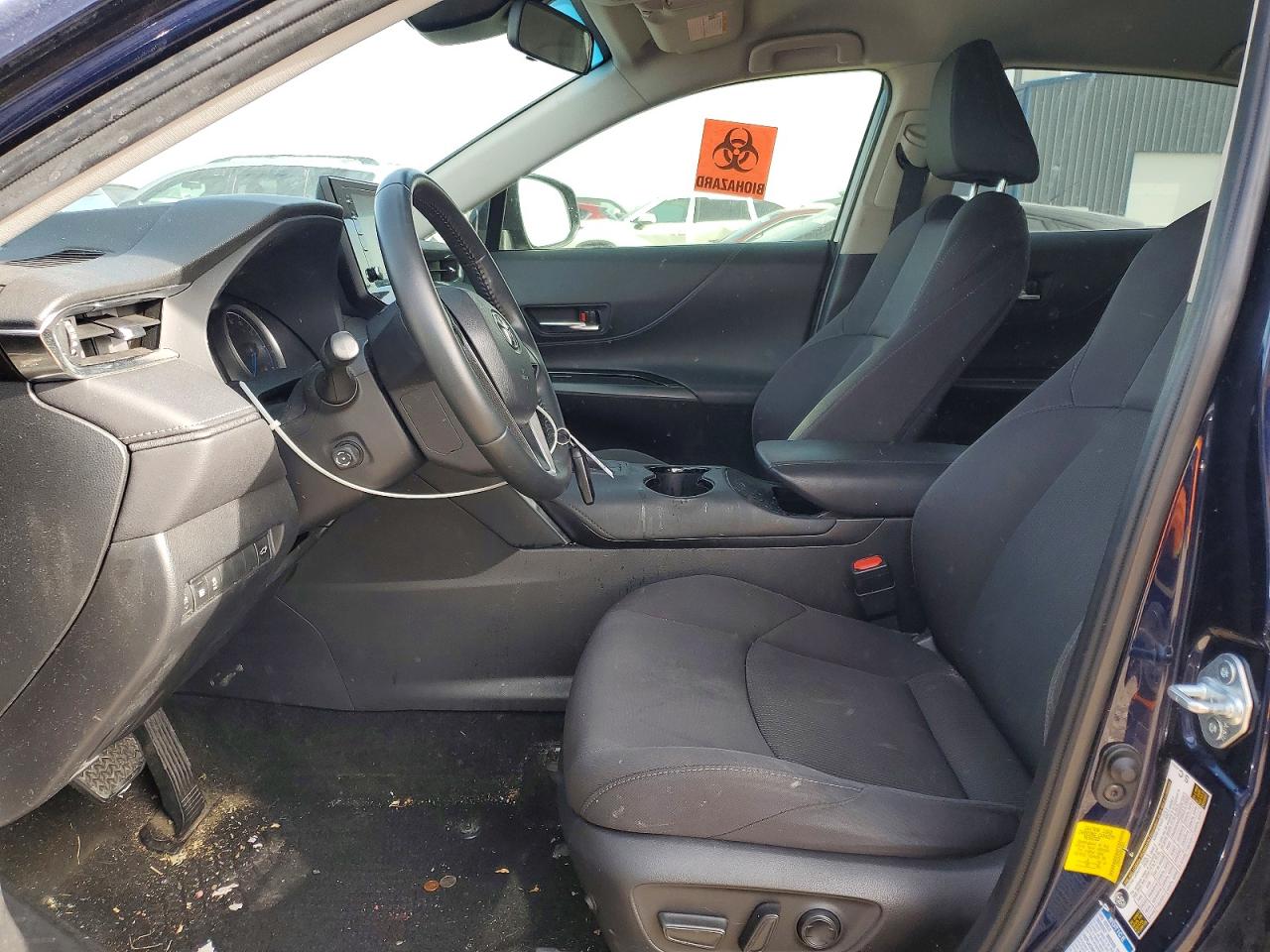 2021 TOYOTA VENZA LE photo 7