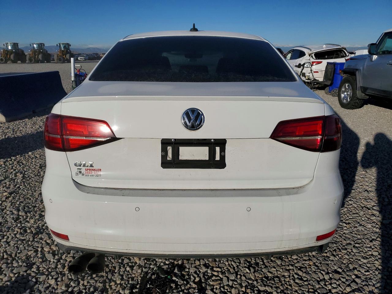 2017 VOLKSWAGEN JETTA GLI photo 6