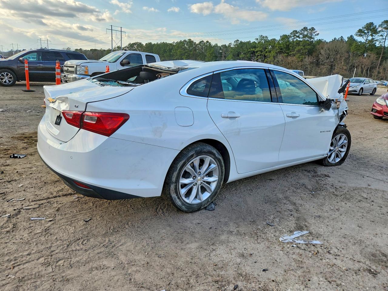 2024 CHEVROLET MALIBU LT photo 7
