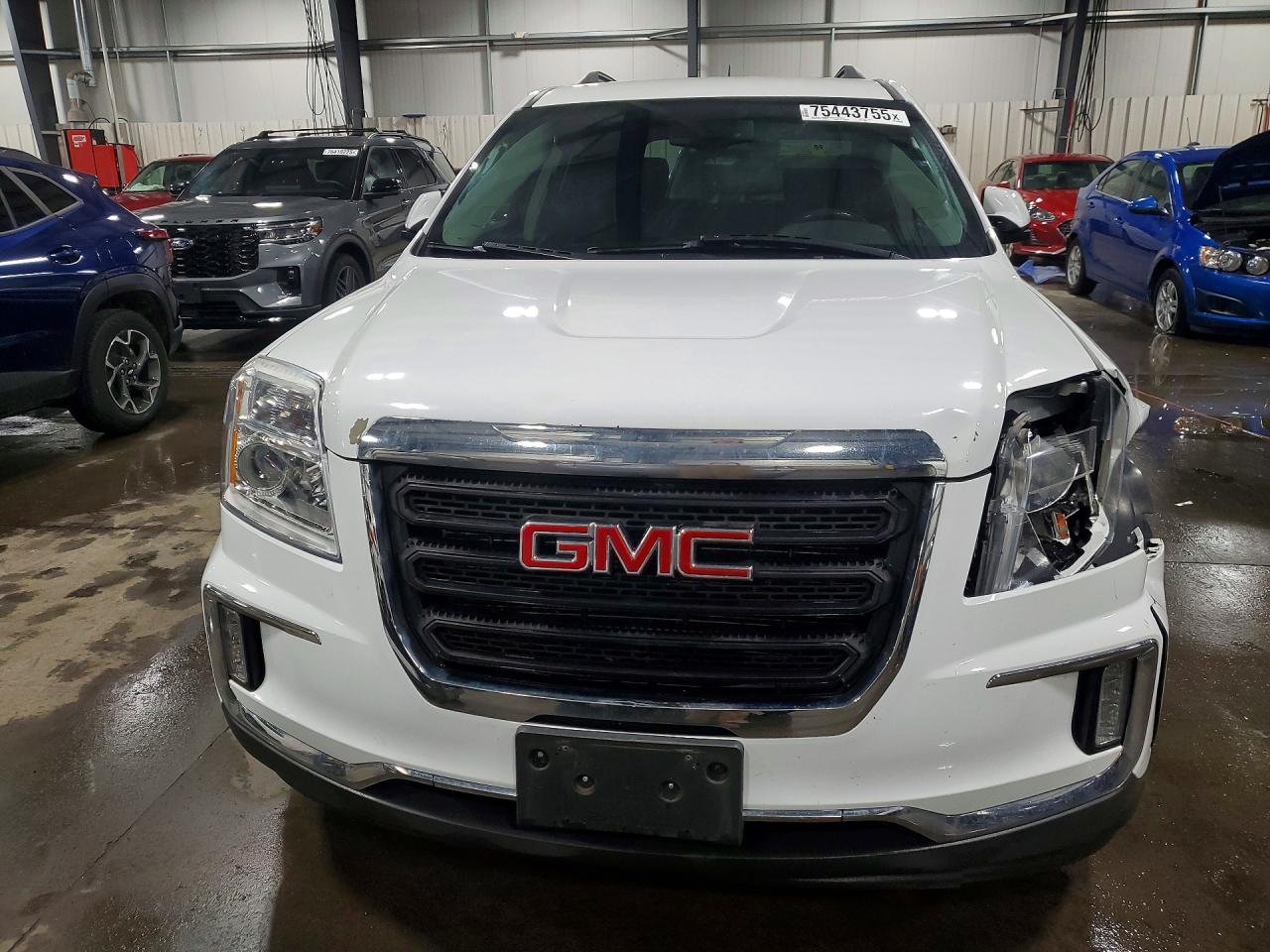 2017 GMC TERRAIN SLE photo 9