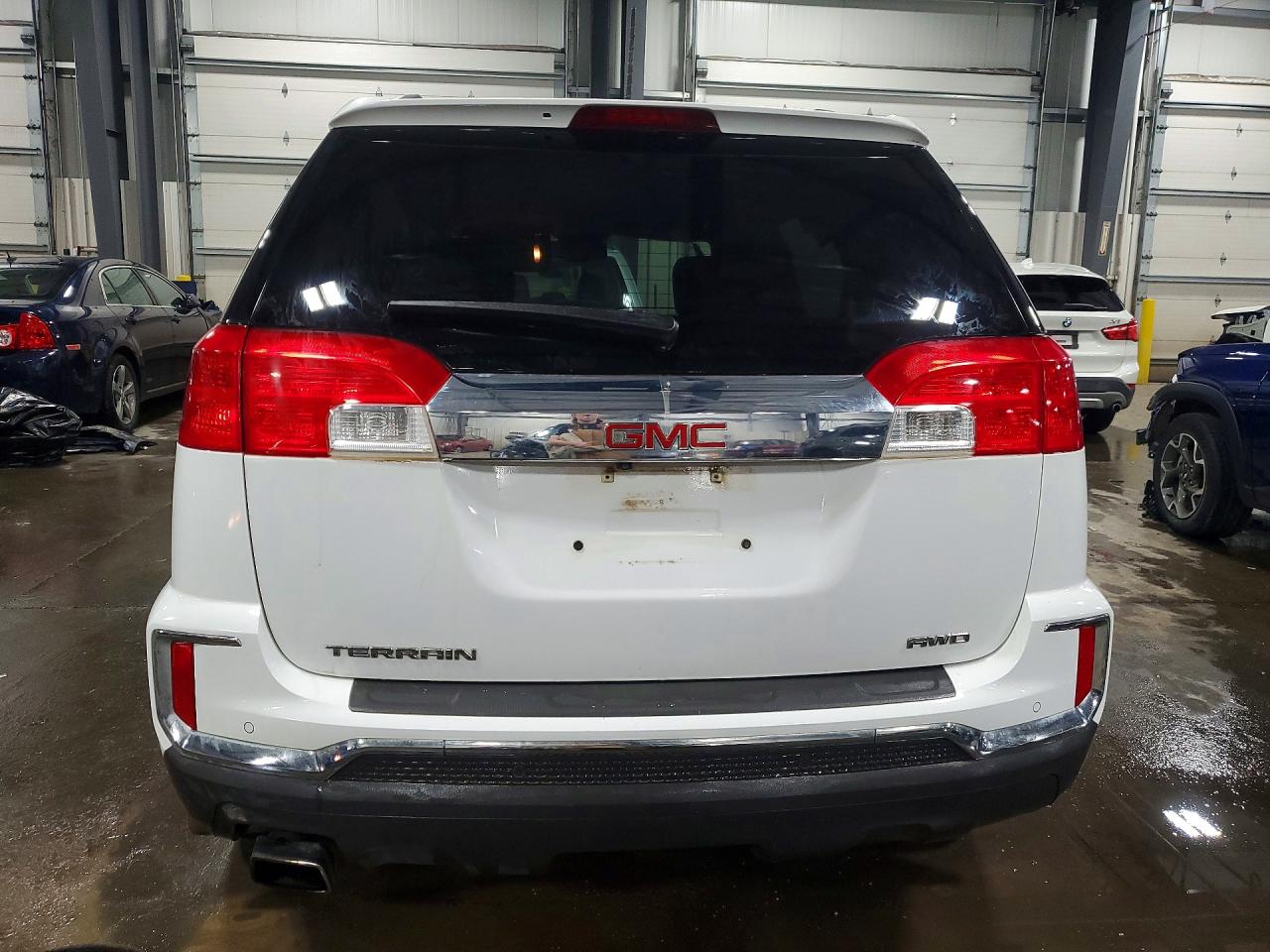 2017 GMC TERRAIN SLE photo 11