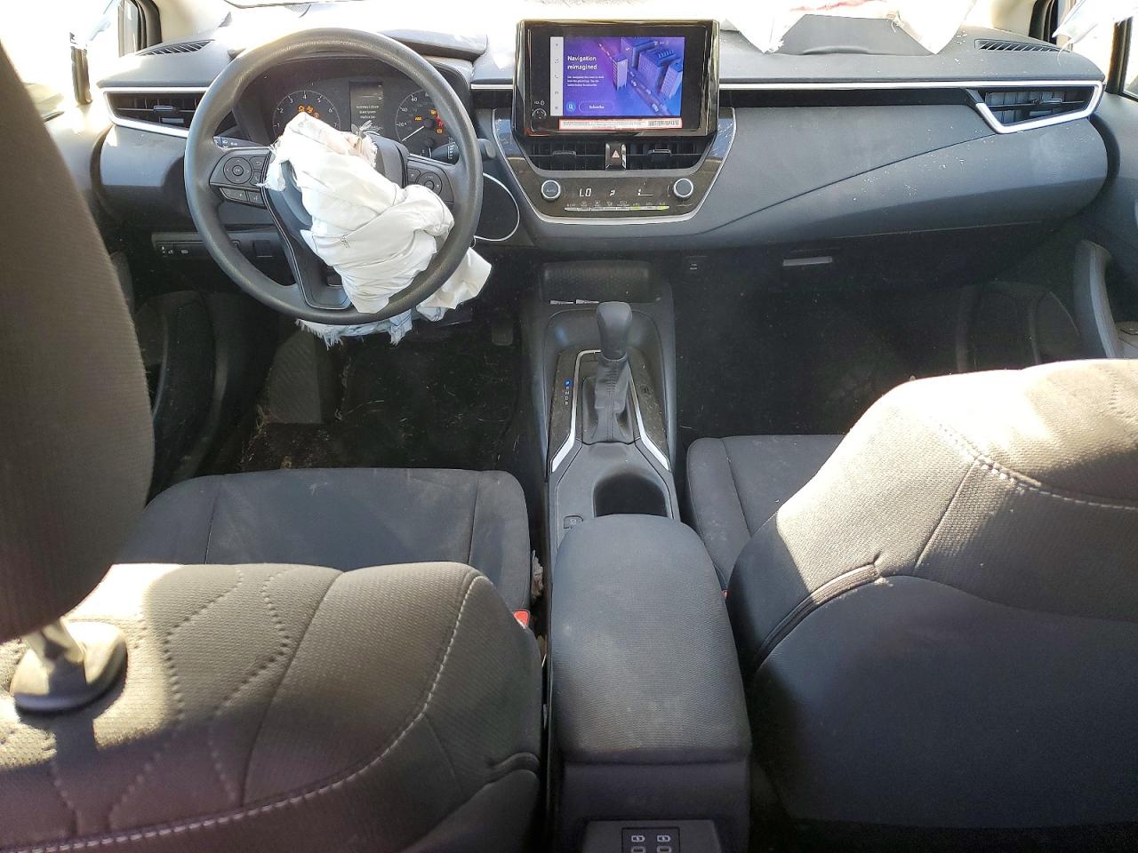 2023 TOYOTA COROLLA LE photo 8