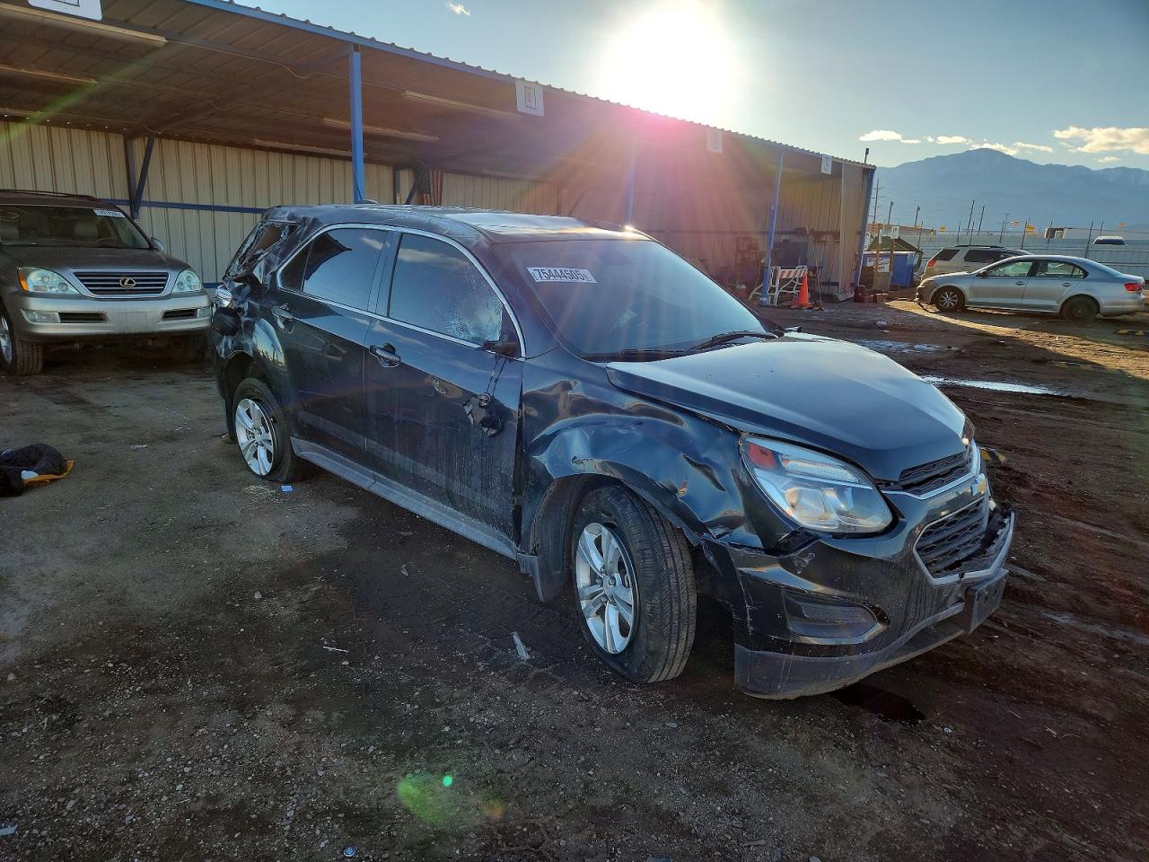 2017 CHEVROLET EQUINOX LS photo 4