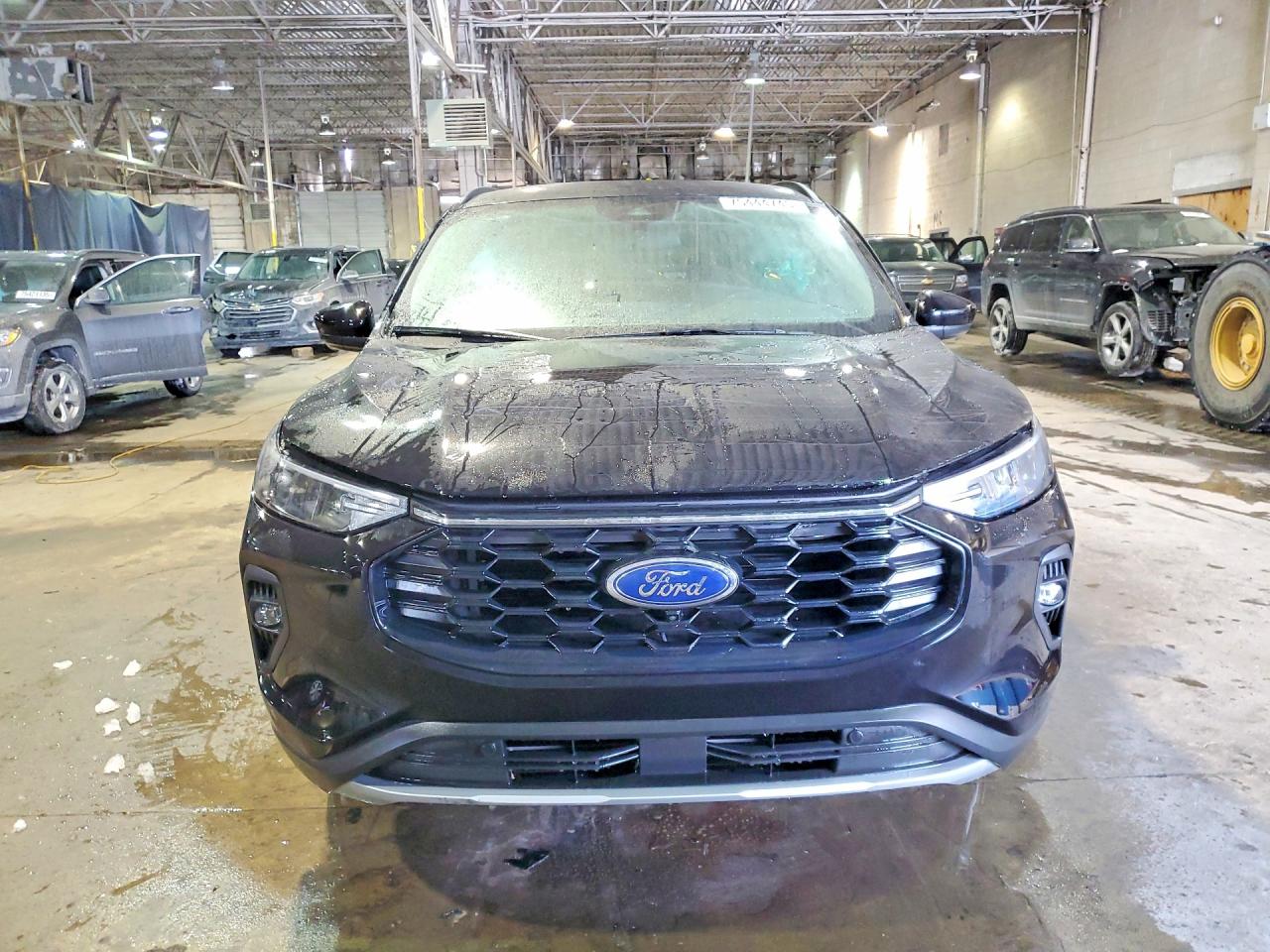 2025 FORD ESCAPE ST LINE SELECT photo 13