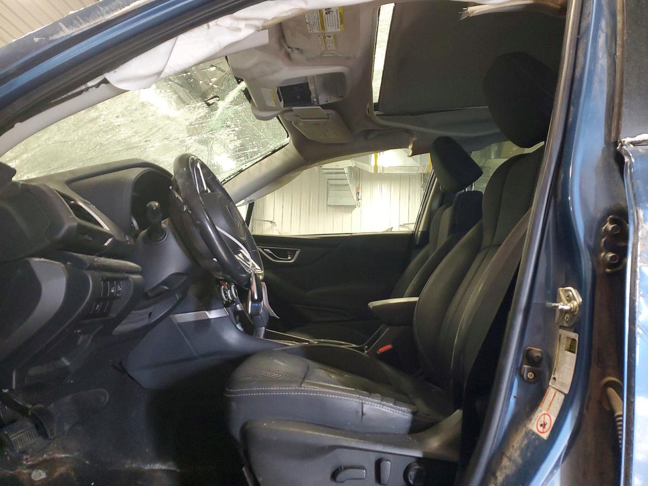 2019 SUBARU FORESTER PREMIUM photo 19