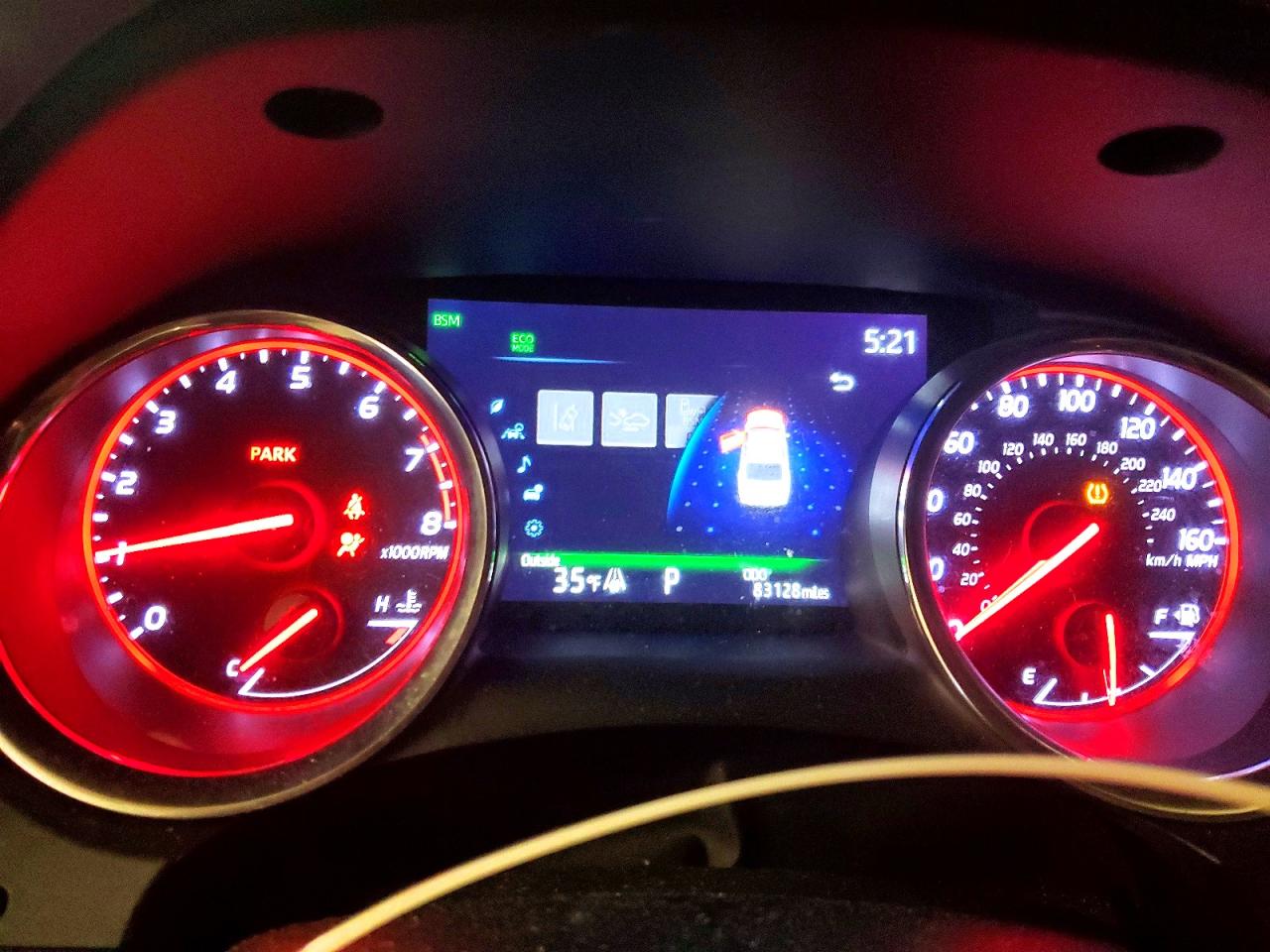 2020 TOYOTA CAMRY XSE photo 9