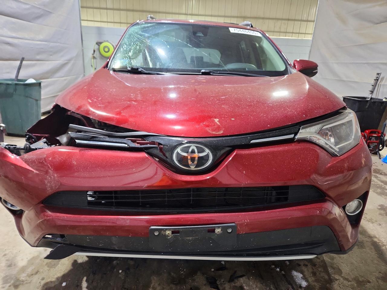 2018 TOYOTA RAV4 ADVENTURE photo 9
