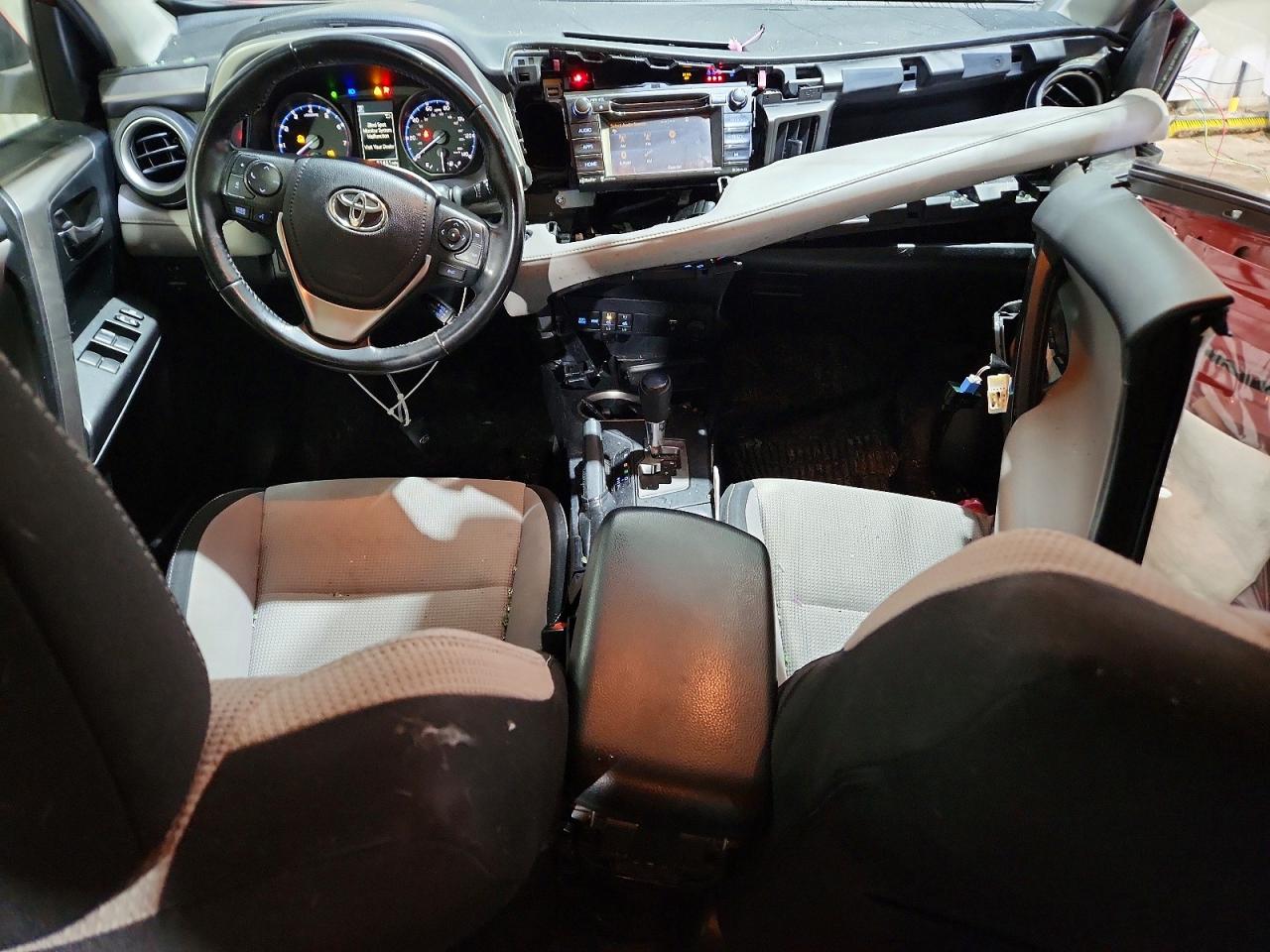 2018 TOYOTA RAV4 ADVENTURE photo 15