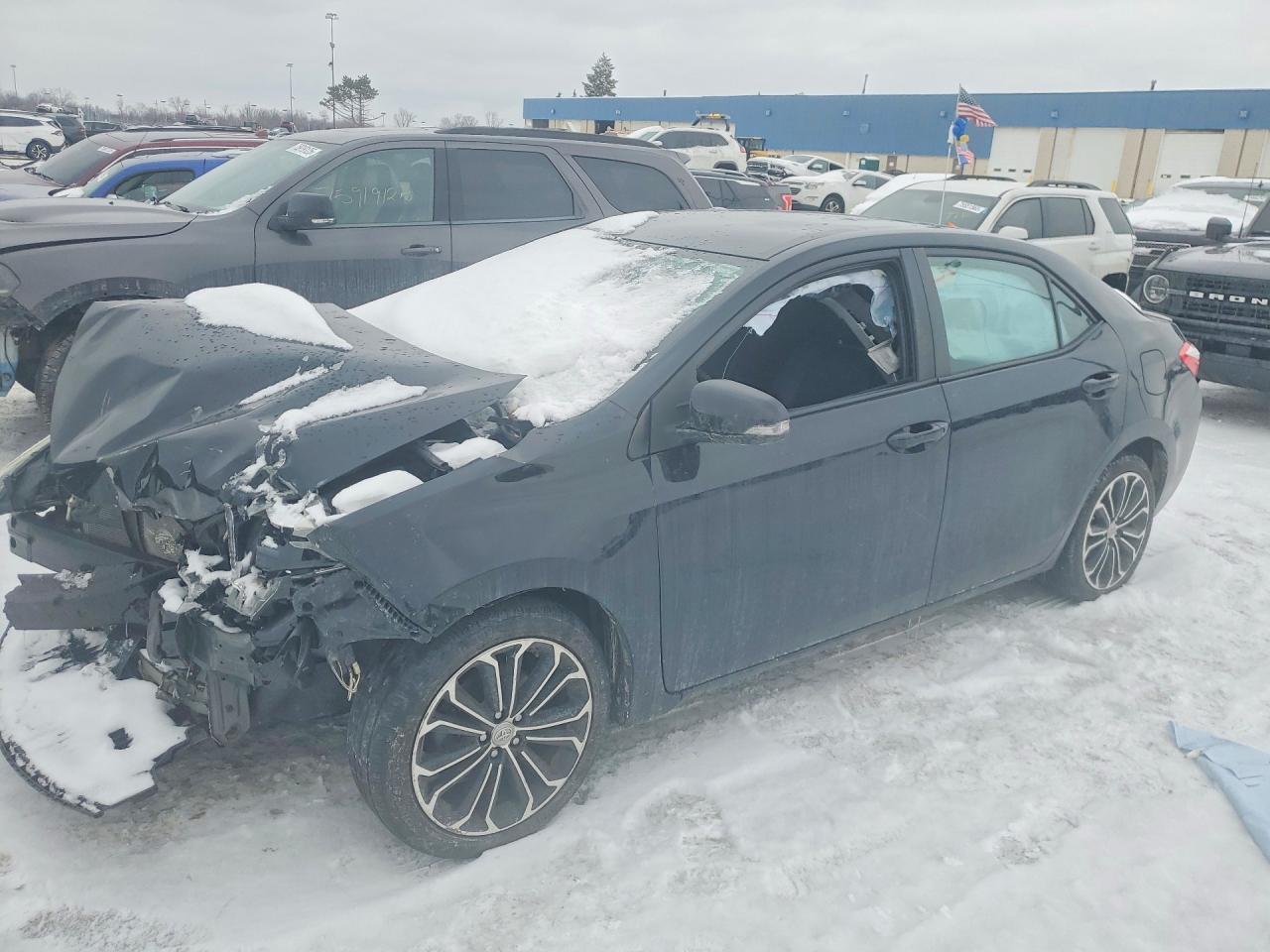 2015 TOYOTA COROLLA