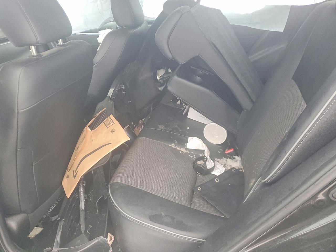 2015 TOYOTA COROLLA L photo 19