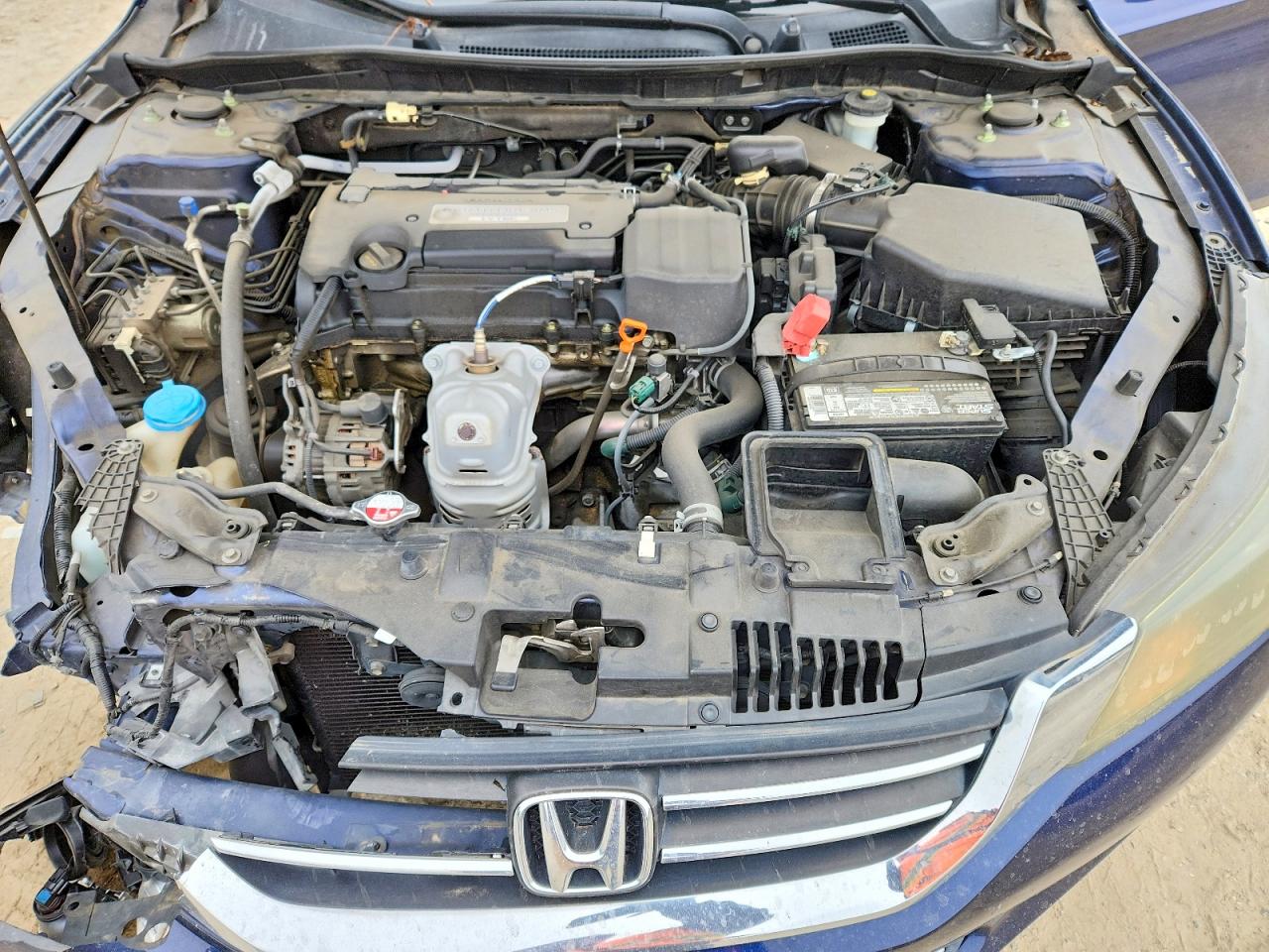 2015 HONDA ACCORD LX photo 21
