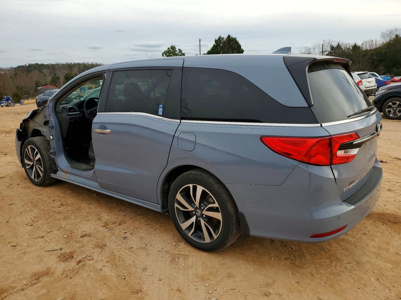 2024 HONDA ODYSSEY TOURING photo 4