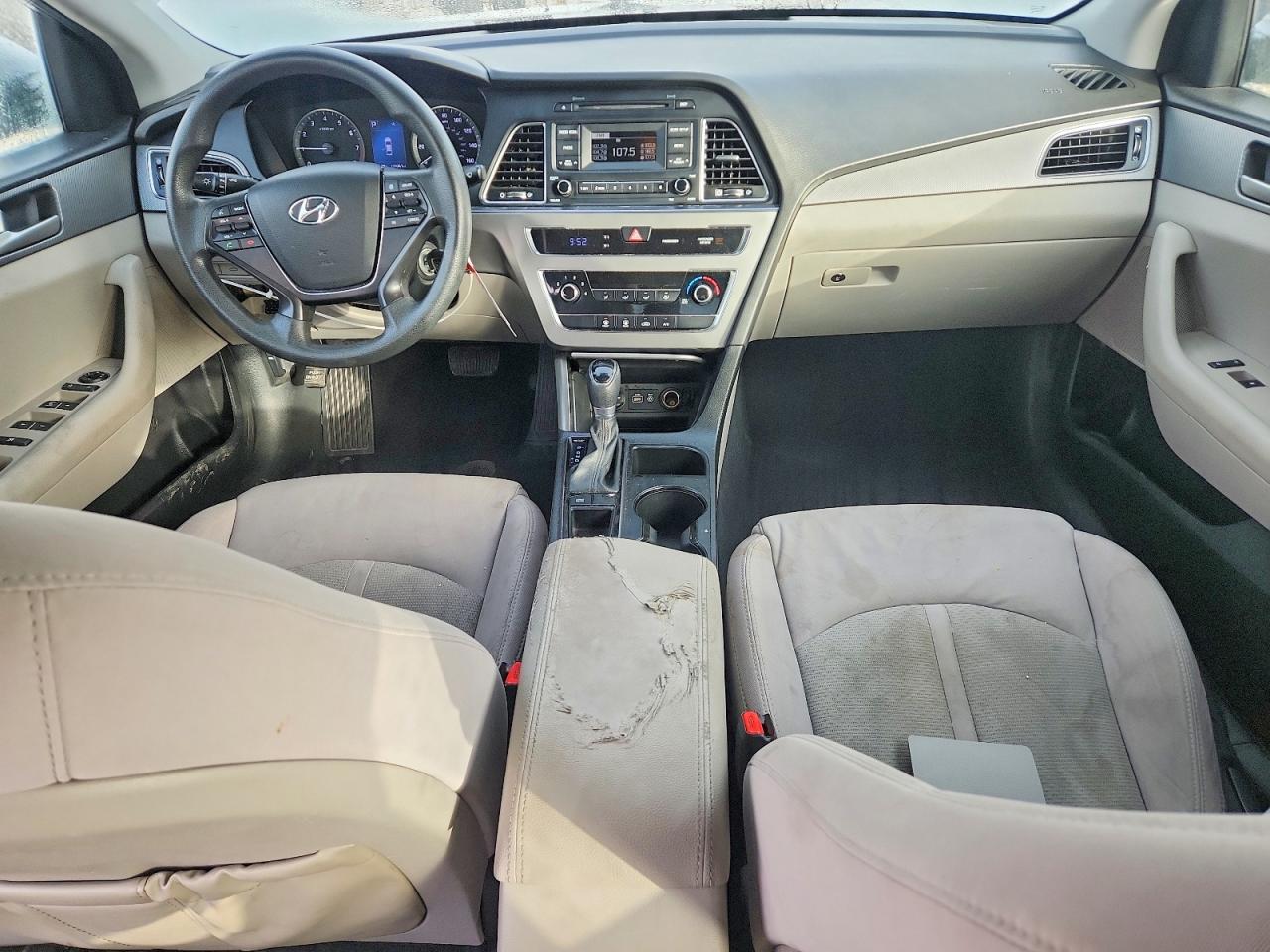 2016 HYUNDAI SONATA SE photo 22
