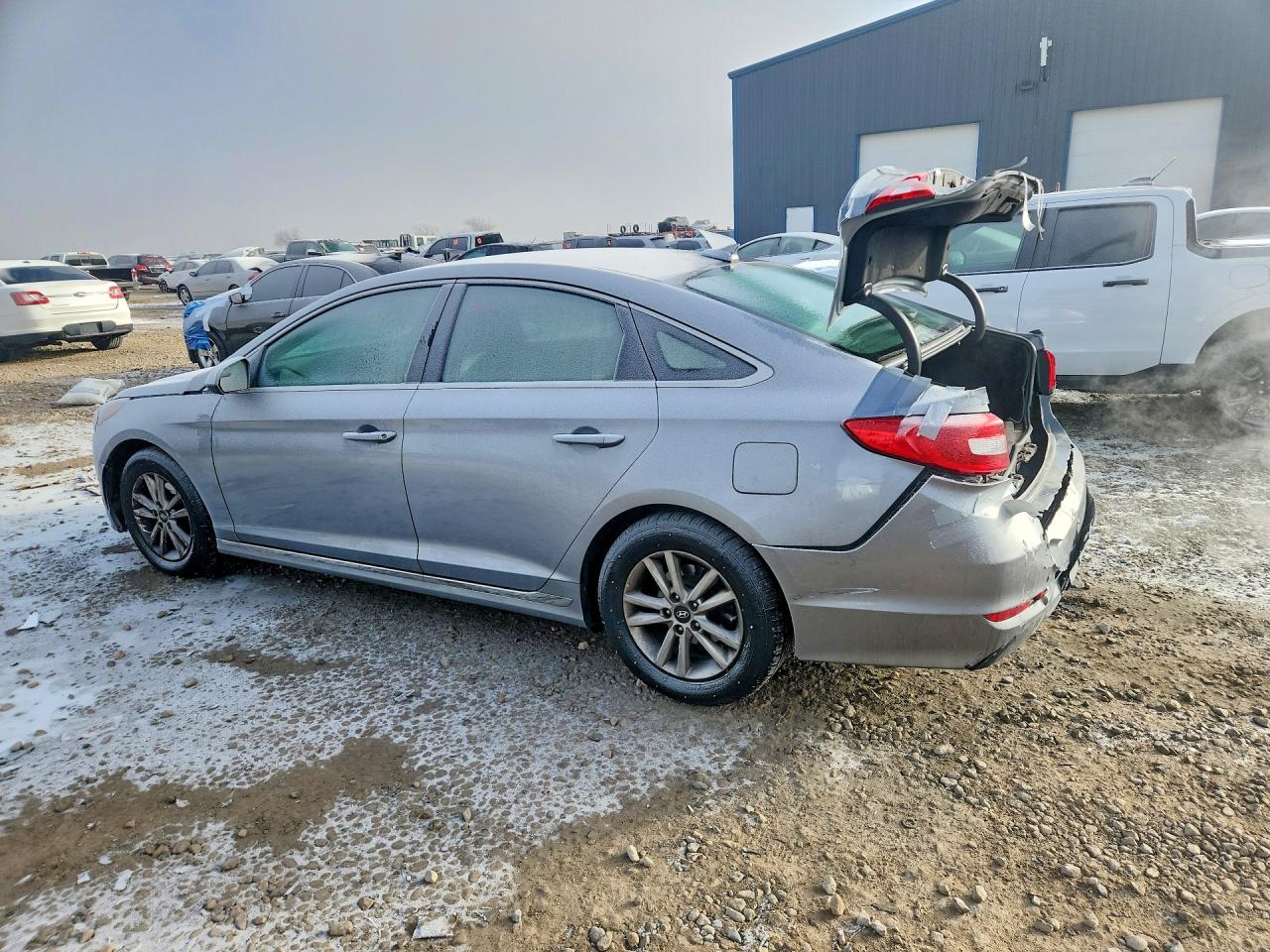 2016 HYUNDAI SONATA SE photo 4