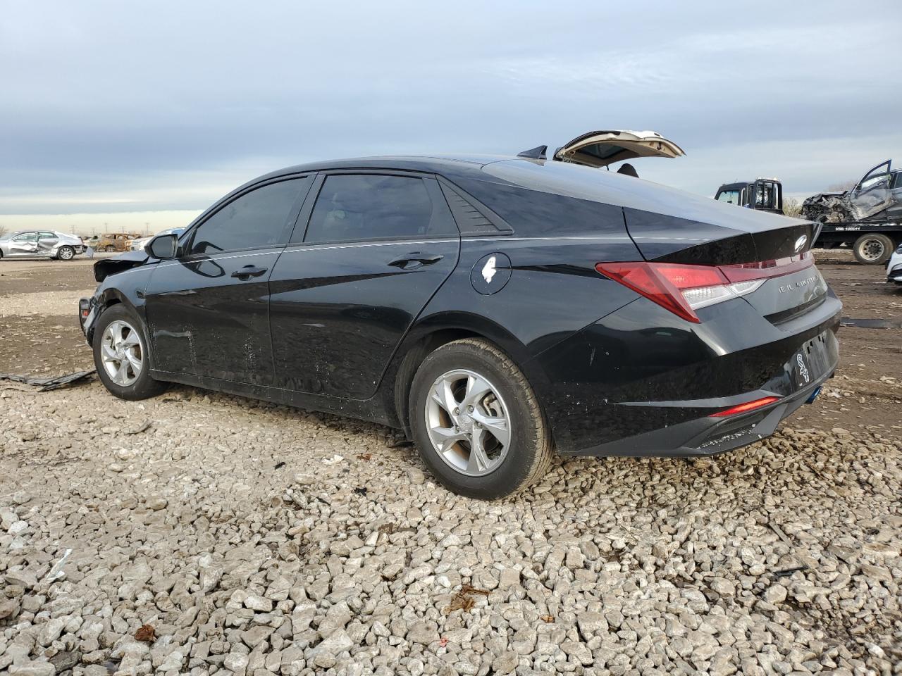 2021 HYUNDAI ELANTRA SE photo 3