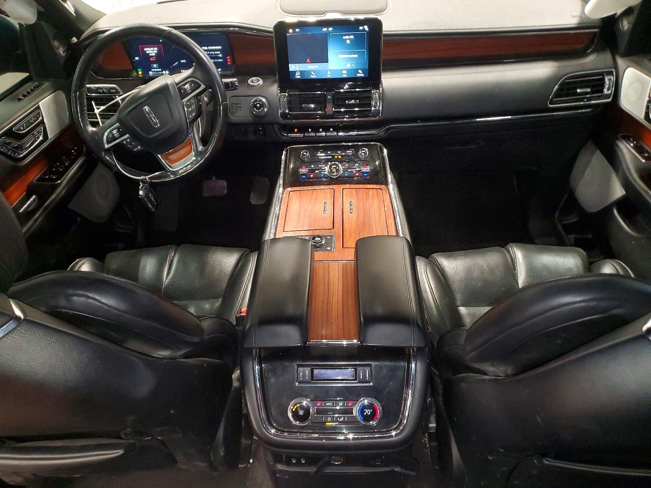 2019 LINCOLN NAVIGATOR L RESERVE photo 15