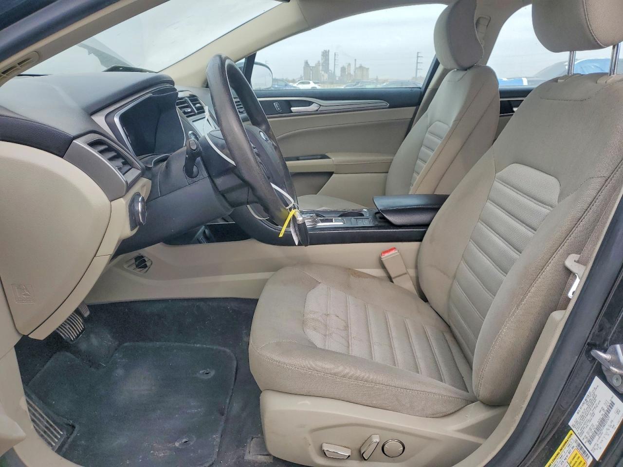 2019 FORD FUSION SE photo 7