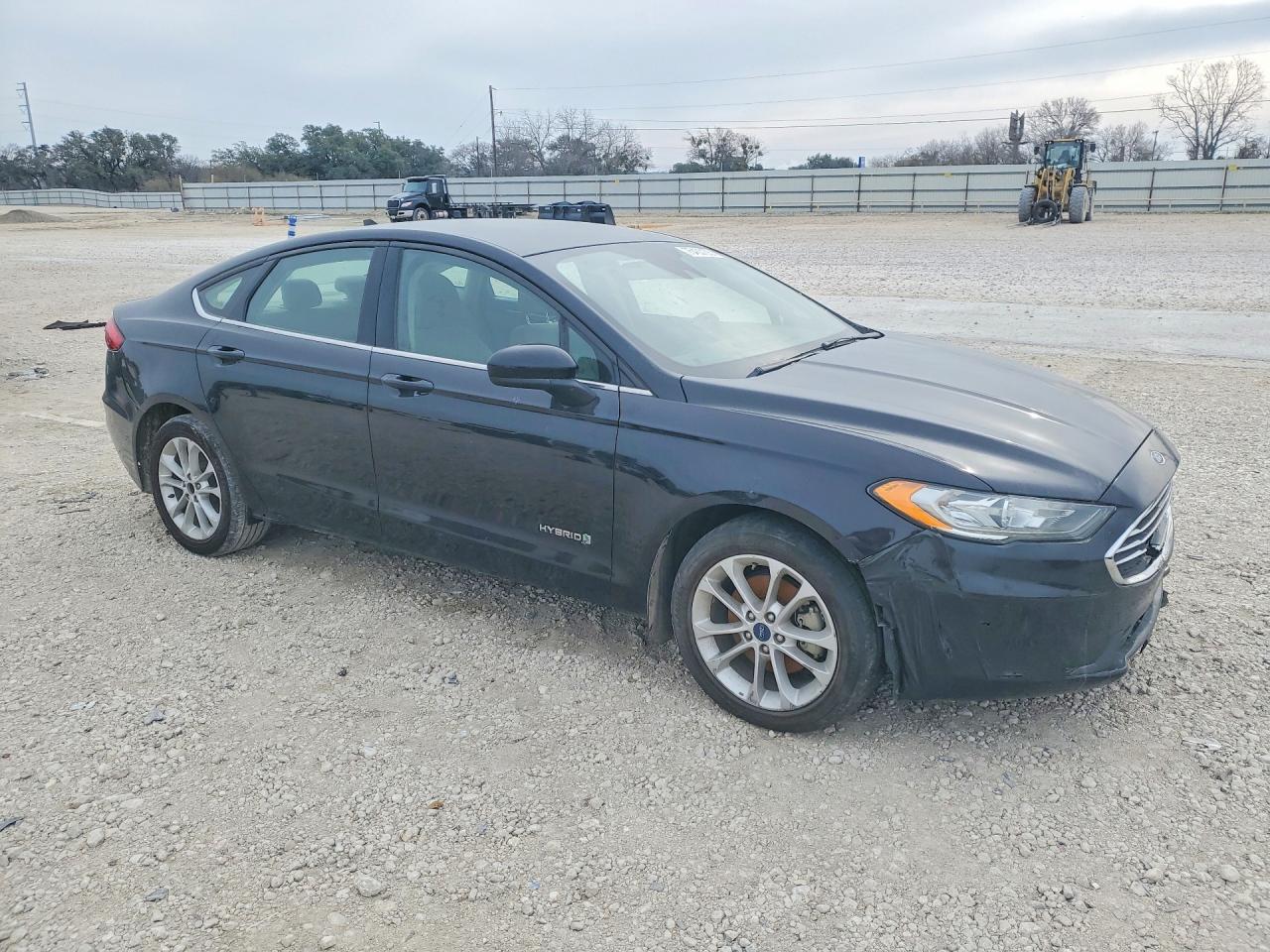 2019 FORD FUSION SE photo 4