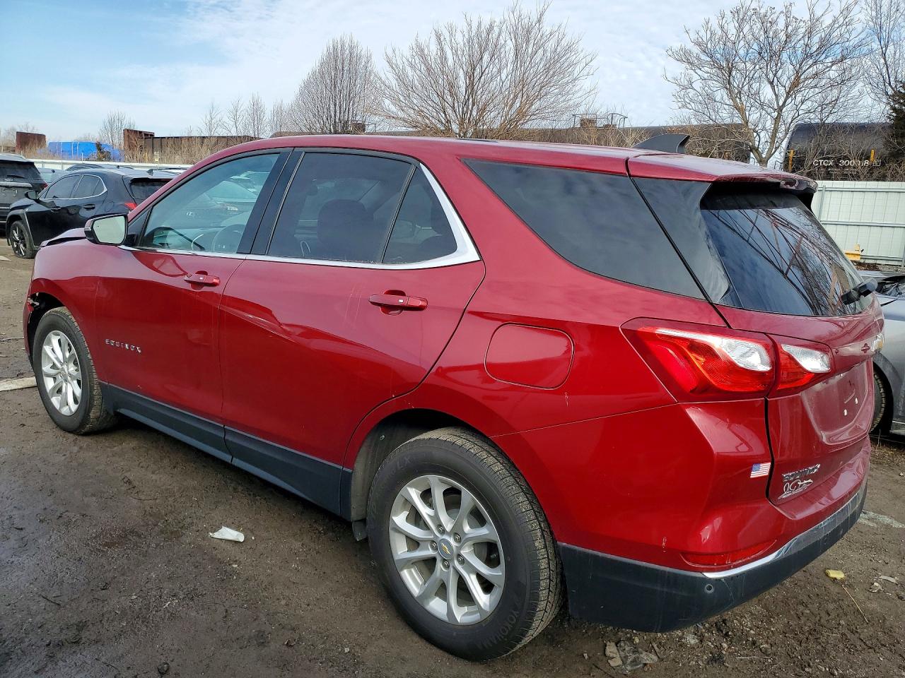 2018 CHEVROLET EQUINOX LT photo 2